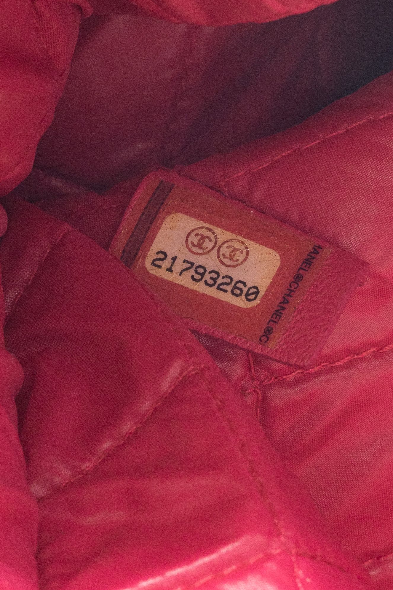 Chanel Chanel Pink Quilted Lambskin Medium O-Case Size ONE SIZE - 10 Thumbnail