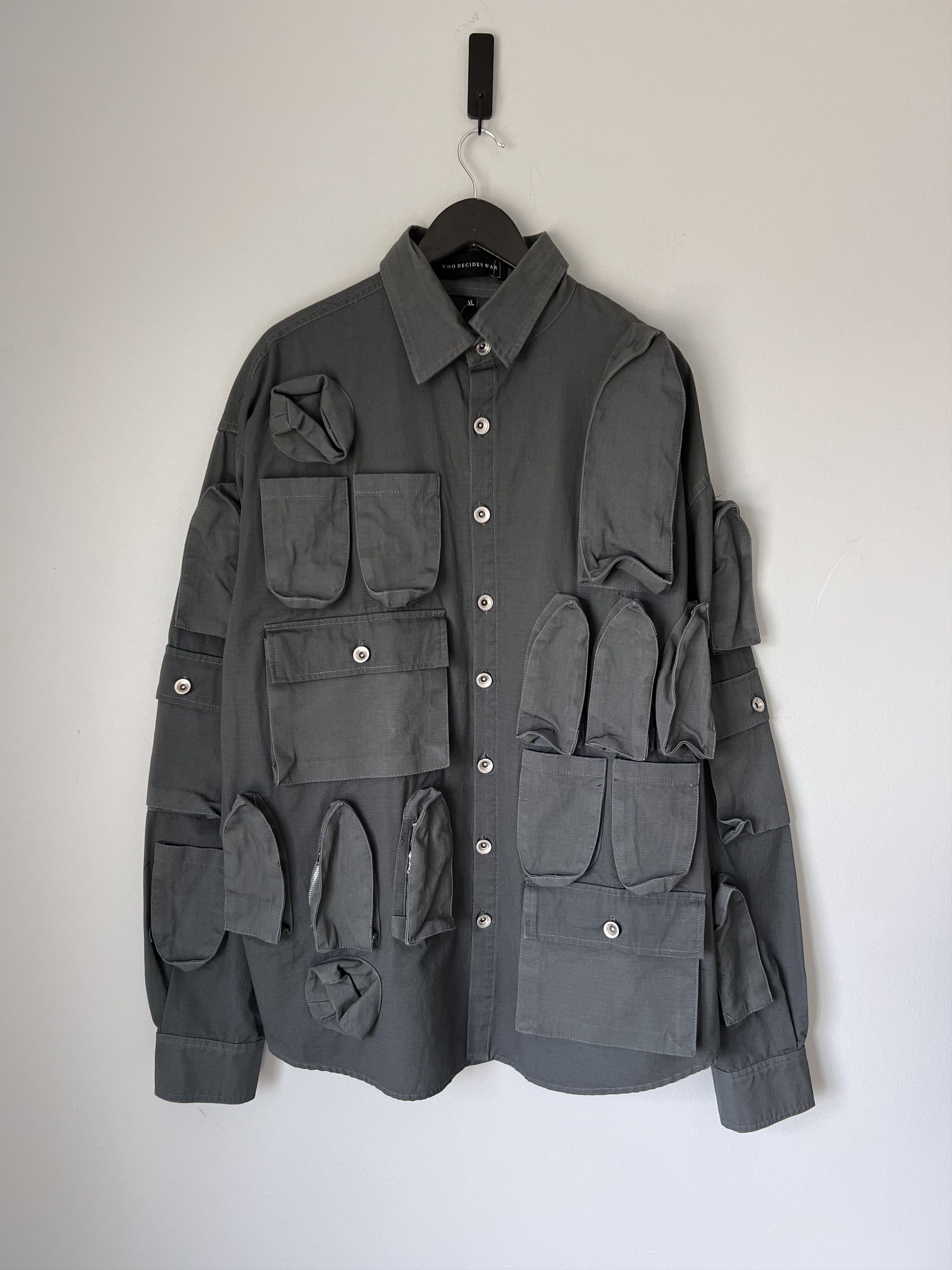 Who Decides War Who Decides War Multi Pocket Tech Coat in Grey Size US XL / EU 56 / 4 - 1 Thumbnail