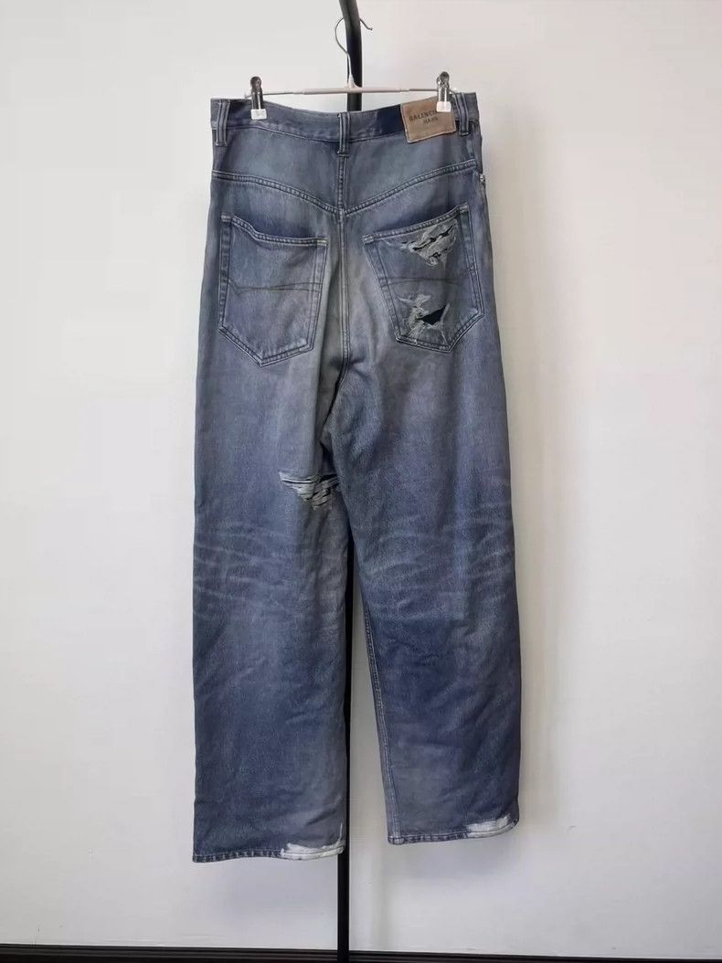 Balenciaga Balenciaga size XS High-set plush heavy 3D trompe l'oeil pr Size US 27 - 2 Thumbnail
