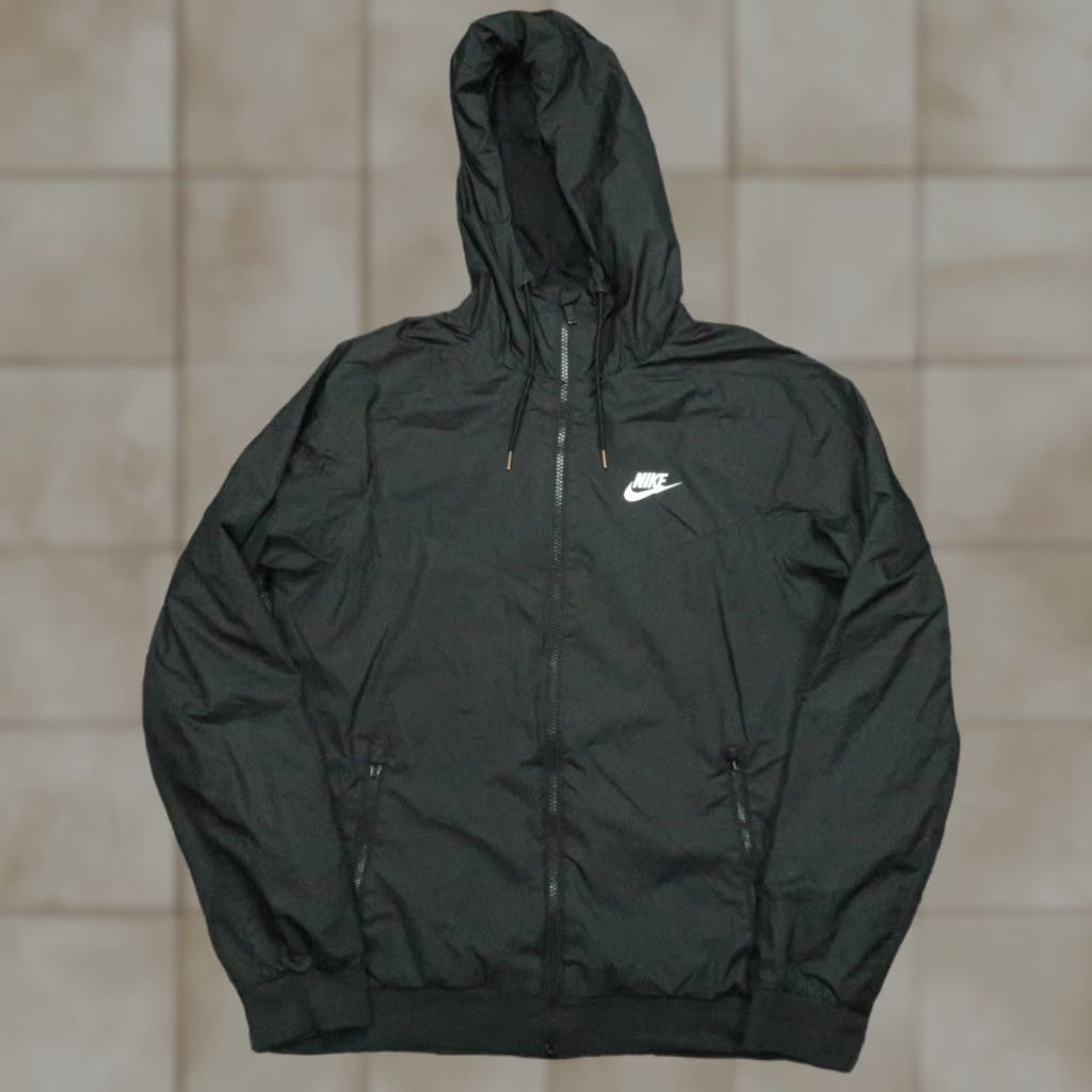 Nike Nike Jacket Mens Small Black Windrunner Windbreaker Hooded Full Zip Size US S / EU 44-46 / 1 - 1 Thumbnail