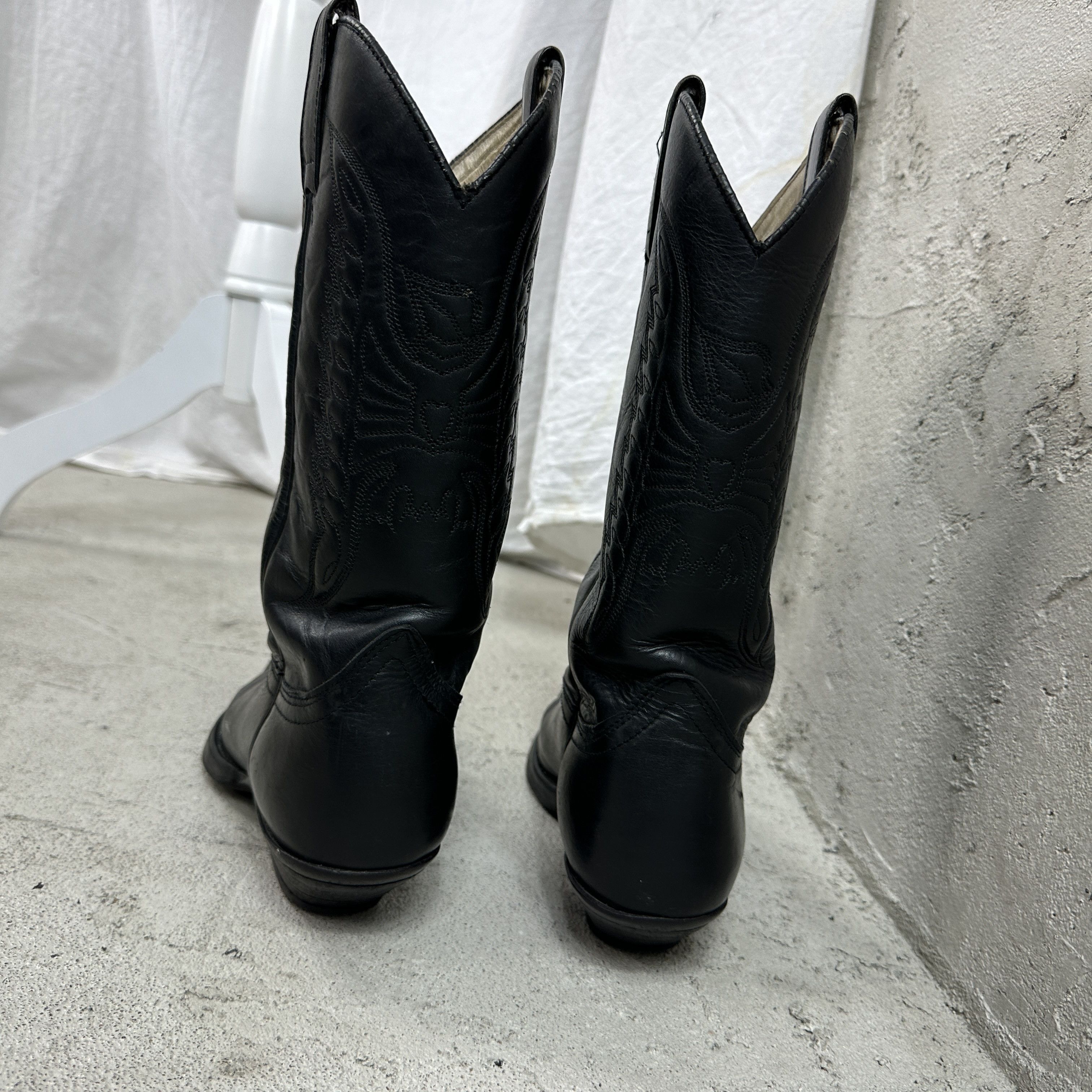 Sendra × Vintage Vintage Embossed Leather Sendra Cowboy Boots Size US 7 / IT 37 - 9 Thumbnail