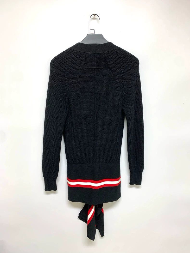 Givenchy Givenchy [Women's wear] Long-sleeved mohair cardigan, size Size US S / EU 44-46 / 1 - 7 Thumbnail