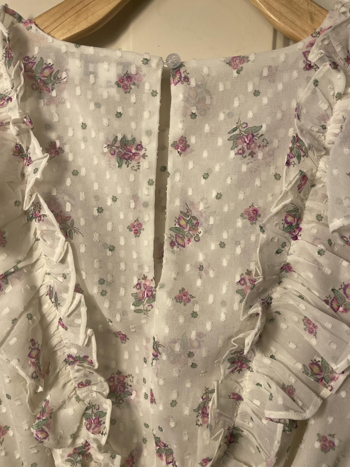 Other Walter Baker Blouse women's Small Floral Ruffle Bell Sleeve Size M / US 6-8 / IT 42-44 - 7 Thumbnail