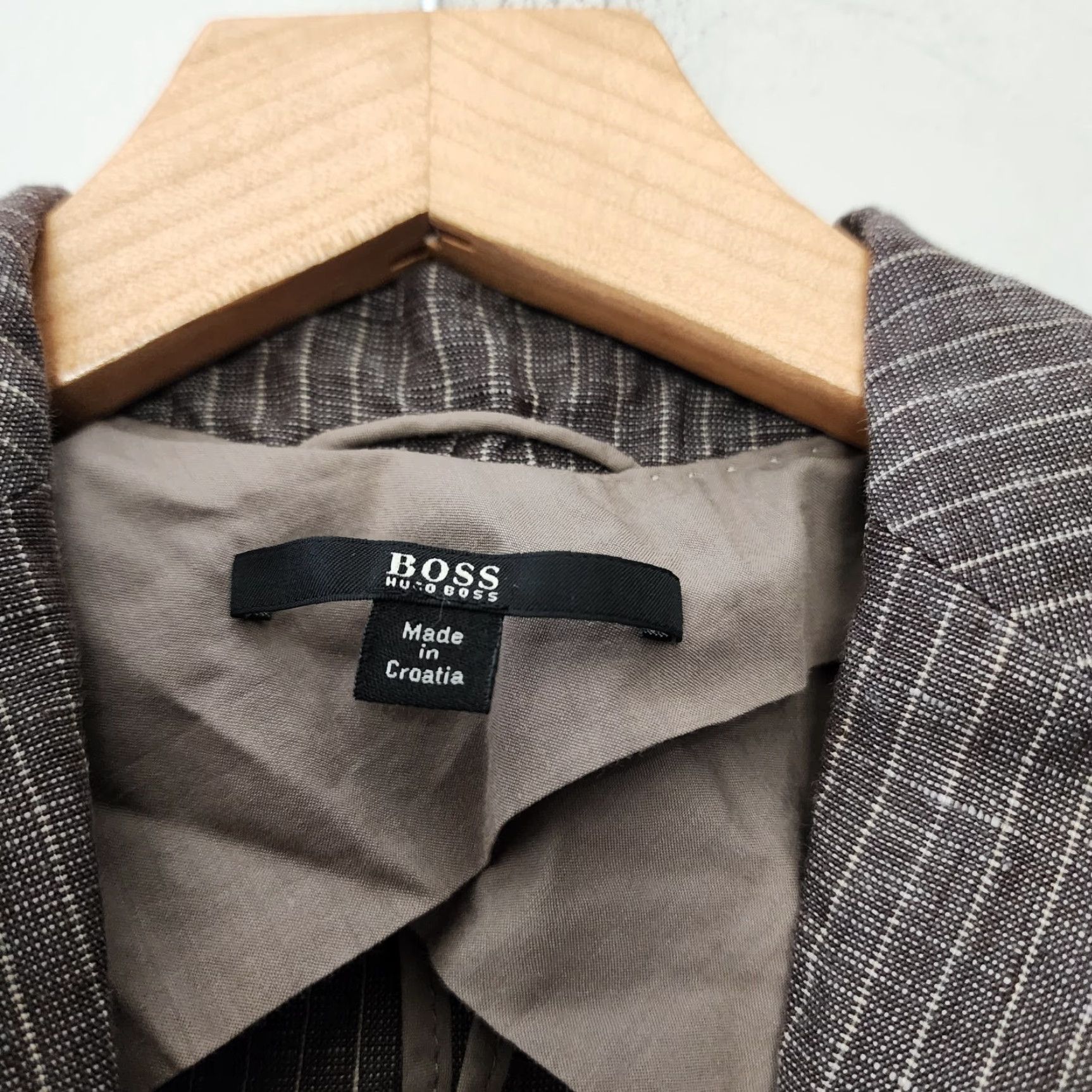 Vintage VINTAGE Boss Hugo Boss Blazer Jacket Linen Blend Lined Brown Stripe Womens US 2 2 Button 3 Buttons Work Size XS / US 0-2 / IT 36-38 - 4 Thumbnail