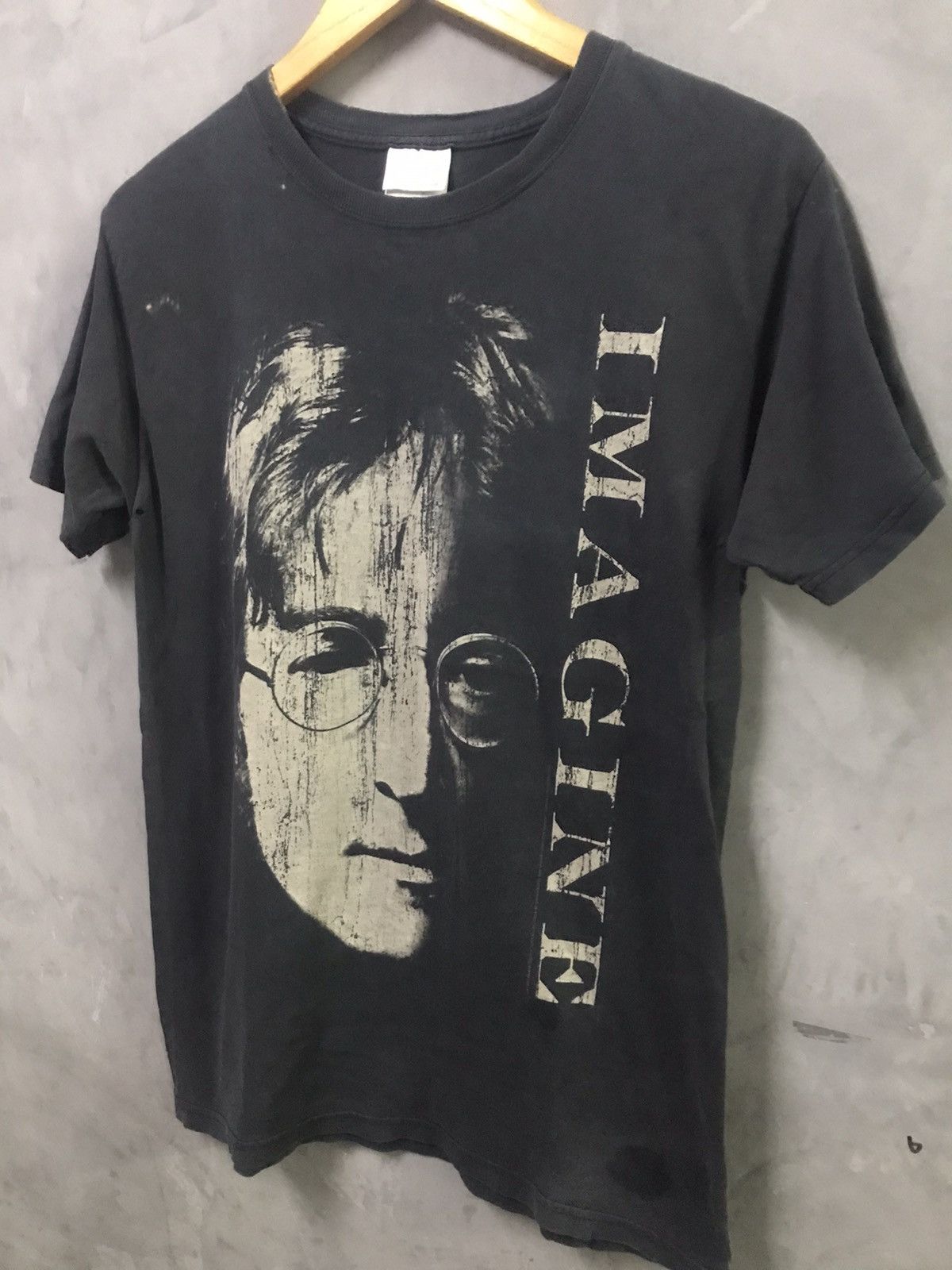 Band Tees JOHN LENNON IMAGINE 2007 Yoko Ono Lennon Photo Ian Macmillan Size US S / EU 44-46 / 1 - 2 Thumbnail