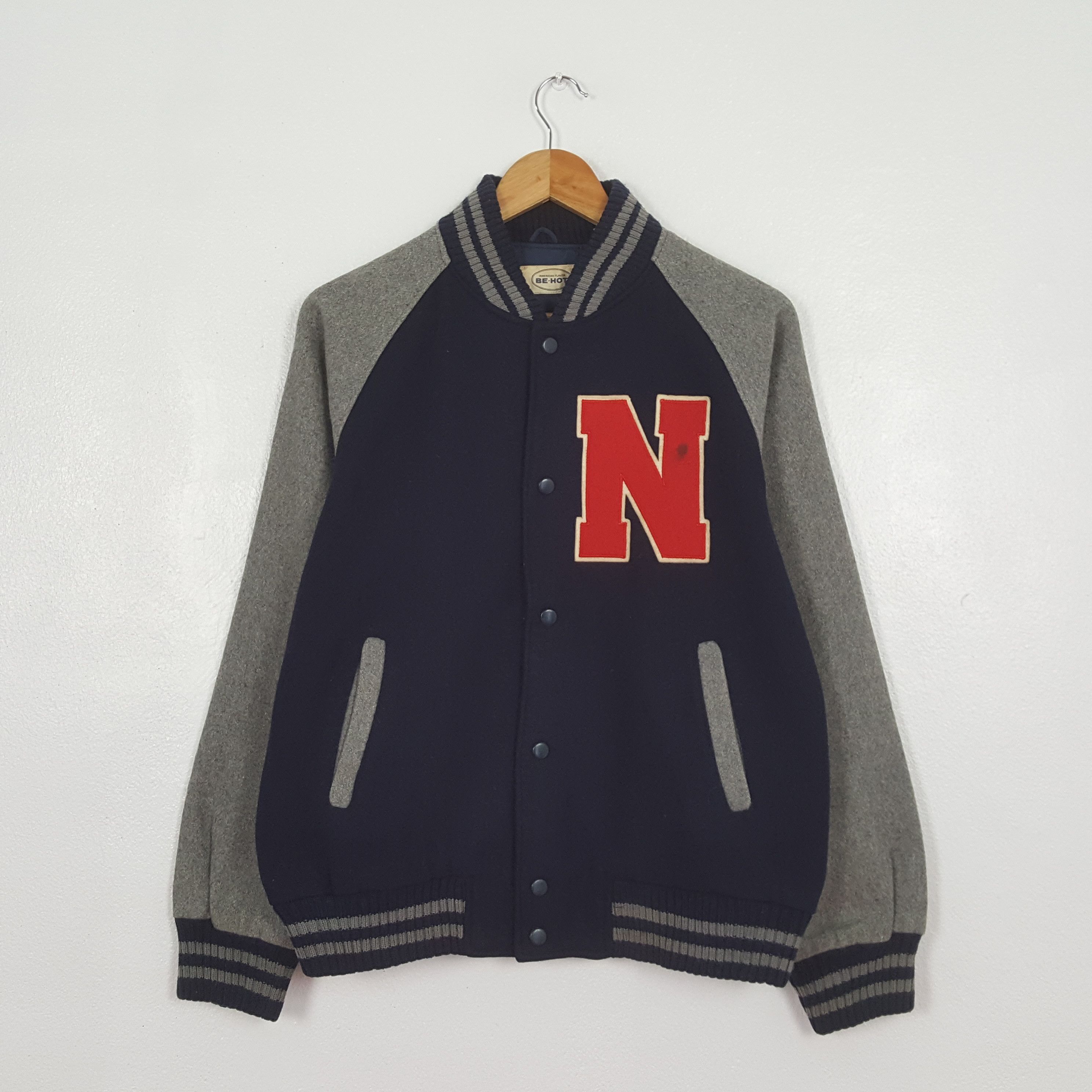 Vintage Vintage New York City Varsity Streetwear Jacket C324N14 Size US M / EU 48-50 / 2 - 3 Thumbnail