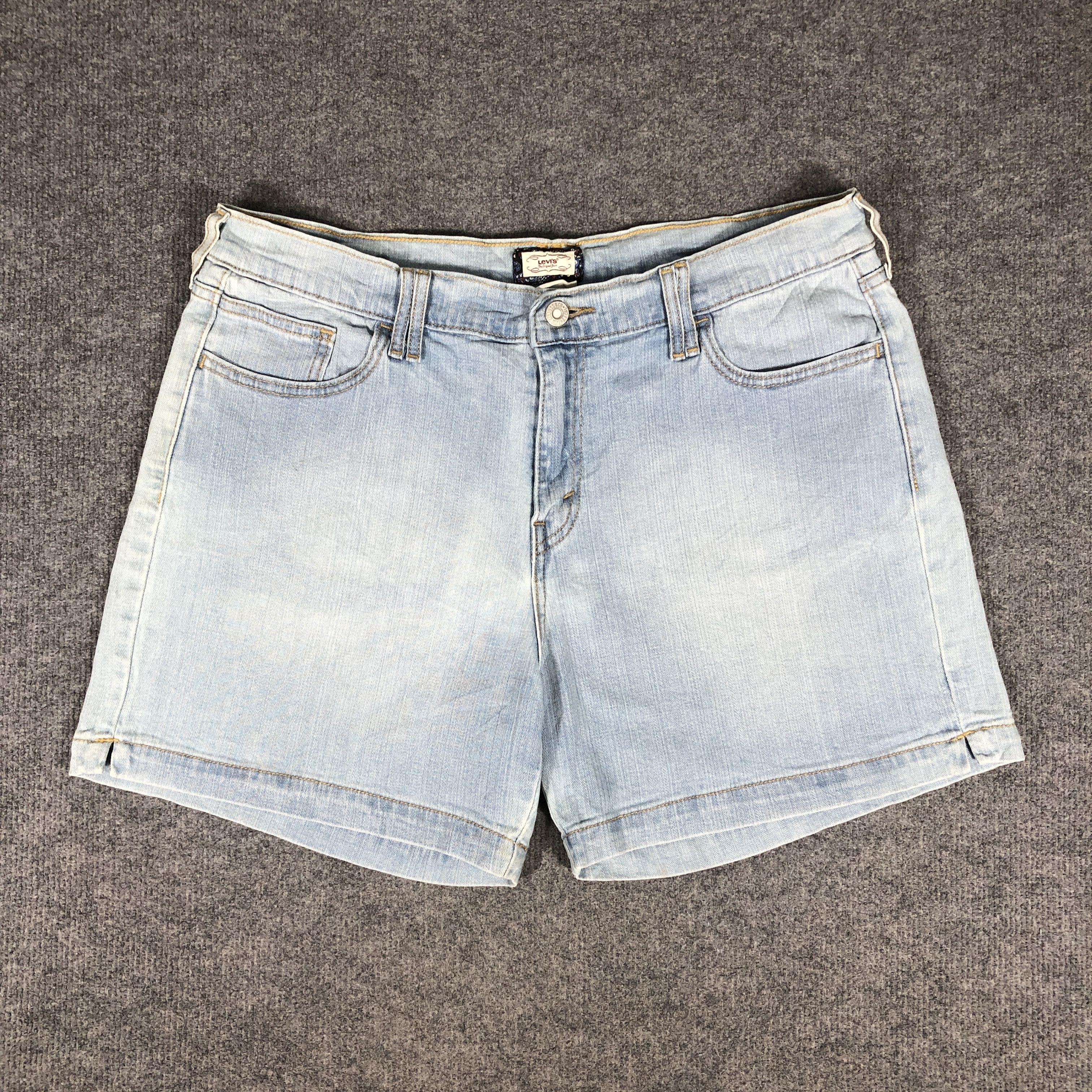 Levi's × Vintage Womens Vintage Levis 515 Jeans Short Pants L1077W Size 35" - 1 Thumbnail