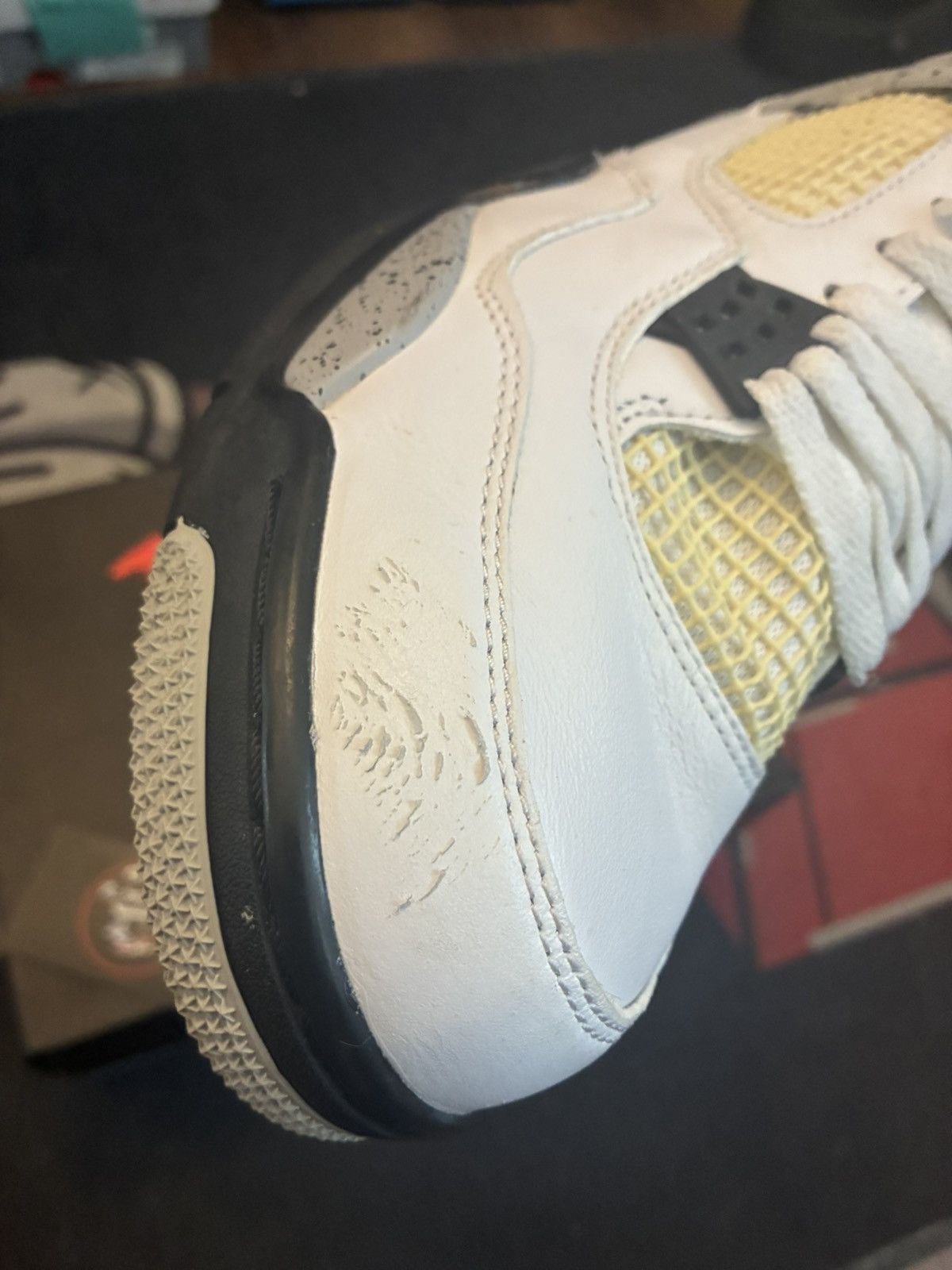 Jordan Brand Jordan 4 white cement 2015 Size US 10.5 / EU 43-44 - 7 Thumbnail