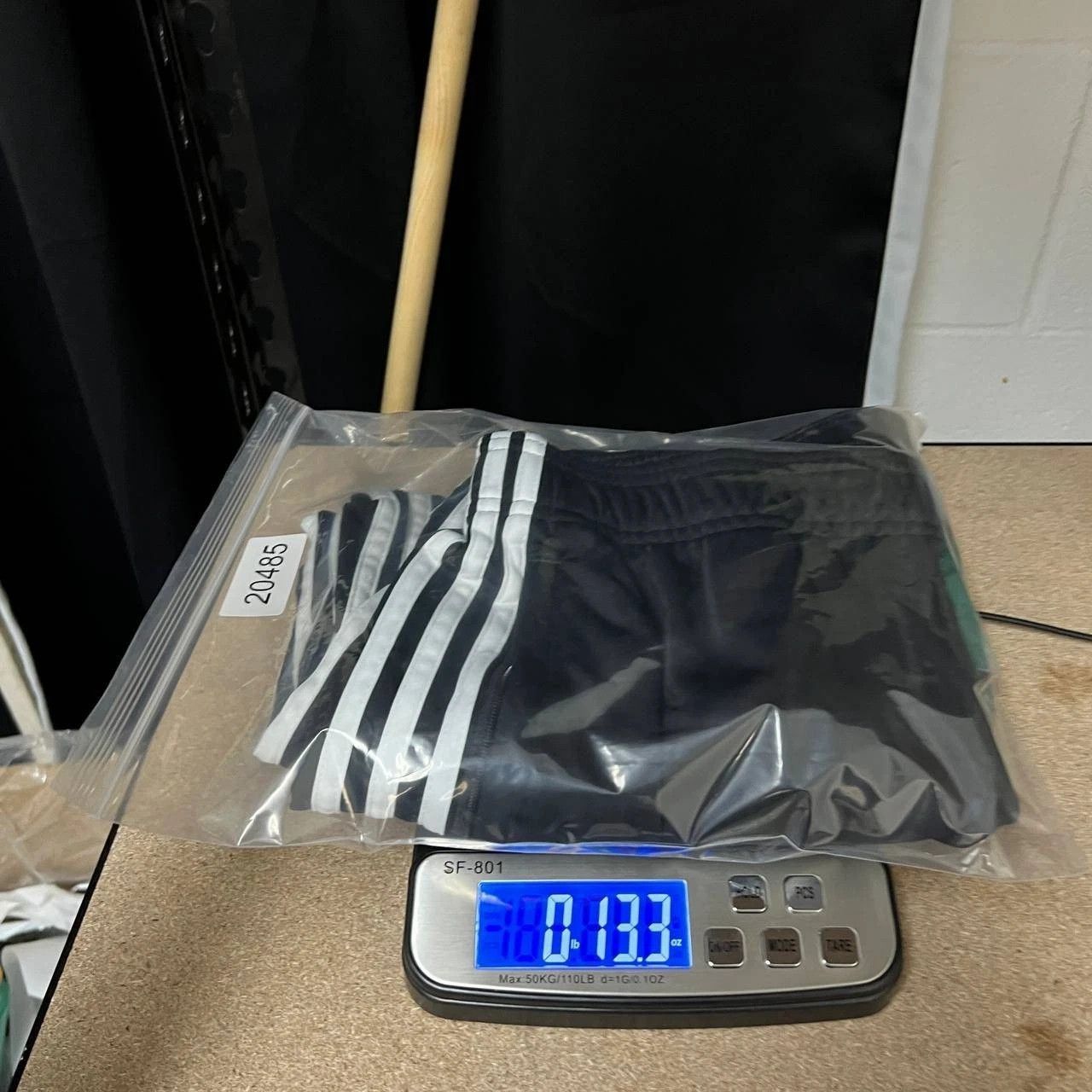 Adidas Adidas Sweatpants Men L Drawstring Pocket Outdoor 32x29 Size US 32 / EU 48 - 9 Thumbnail