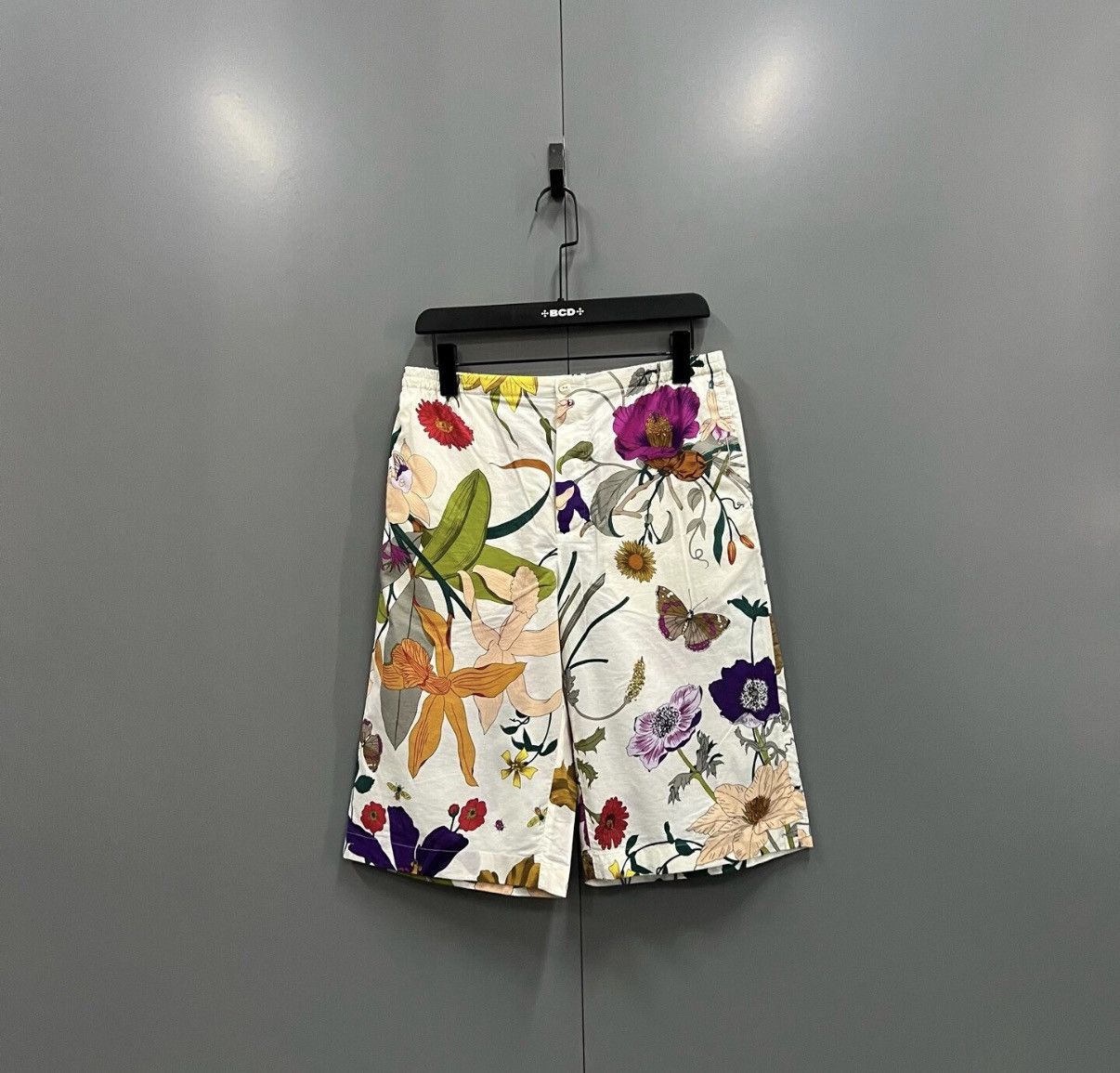 Gucci Gucci Floral All-over Print Shorts J41 Size US 30 / EU 46 - 1 Thumbnail