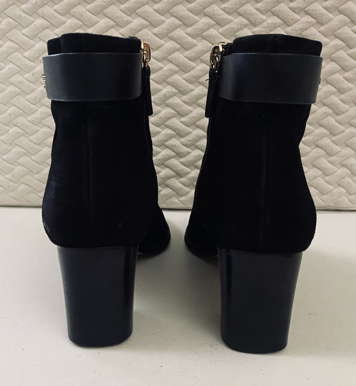 Kate Spade Kate Spade NY Black Suede Logo Ankle Morgan Bootie 9 US VGC Size US 9 / IT 39 - 10 Thumbnail