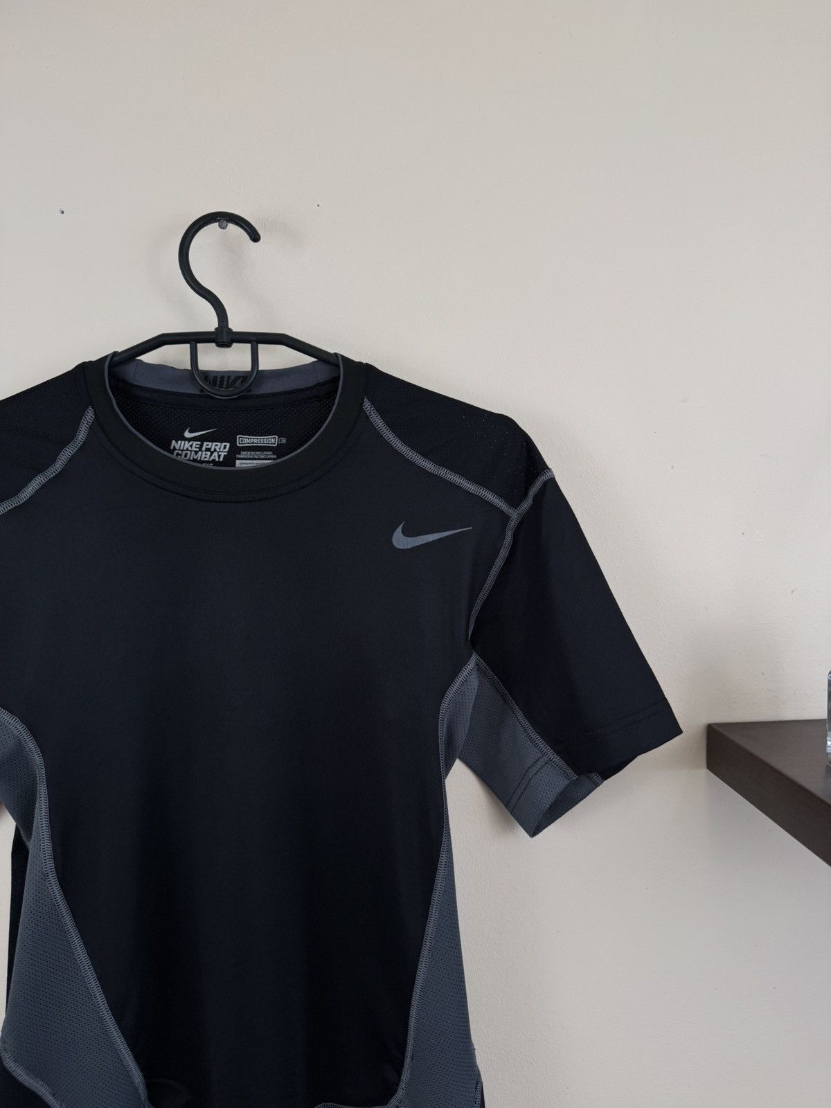 Nike Nike Pro Combat Compression T shirt XL Black Sport Fitness Size US XL / EU 56 / 4 - 6 Thumbnail