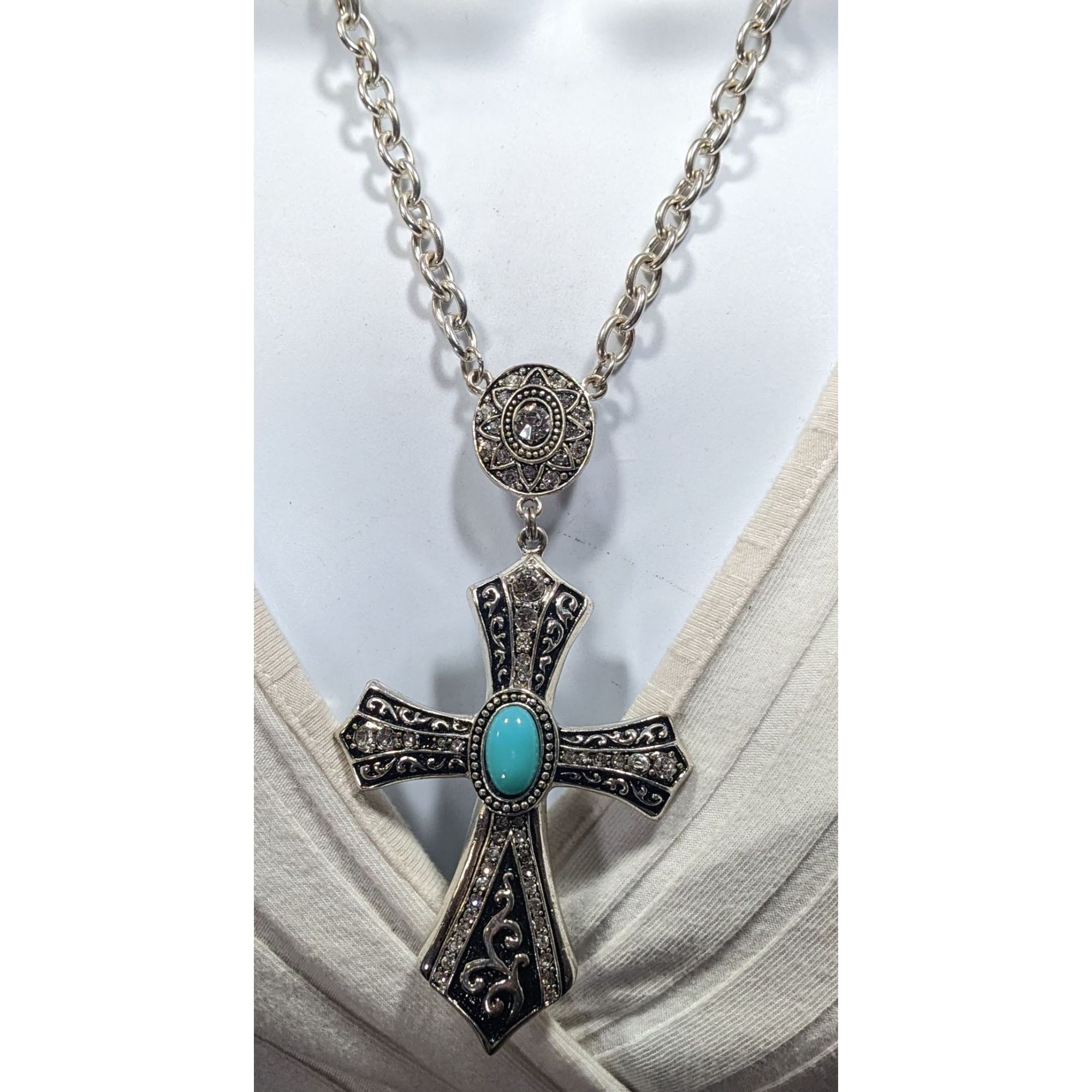 Other Southwestern Glam Rhinestone Cross Necklace Size ONE SIZE - 2 Thumbnail