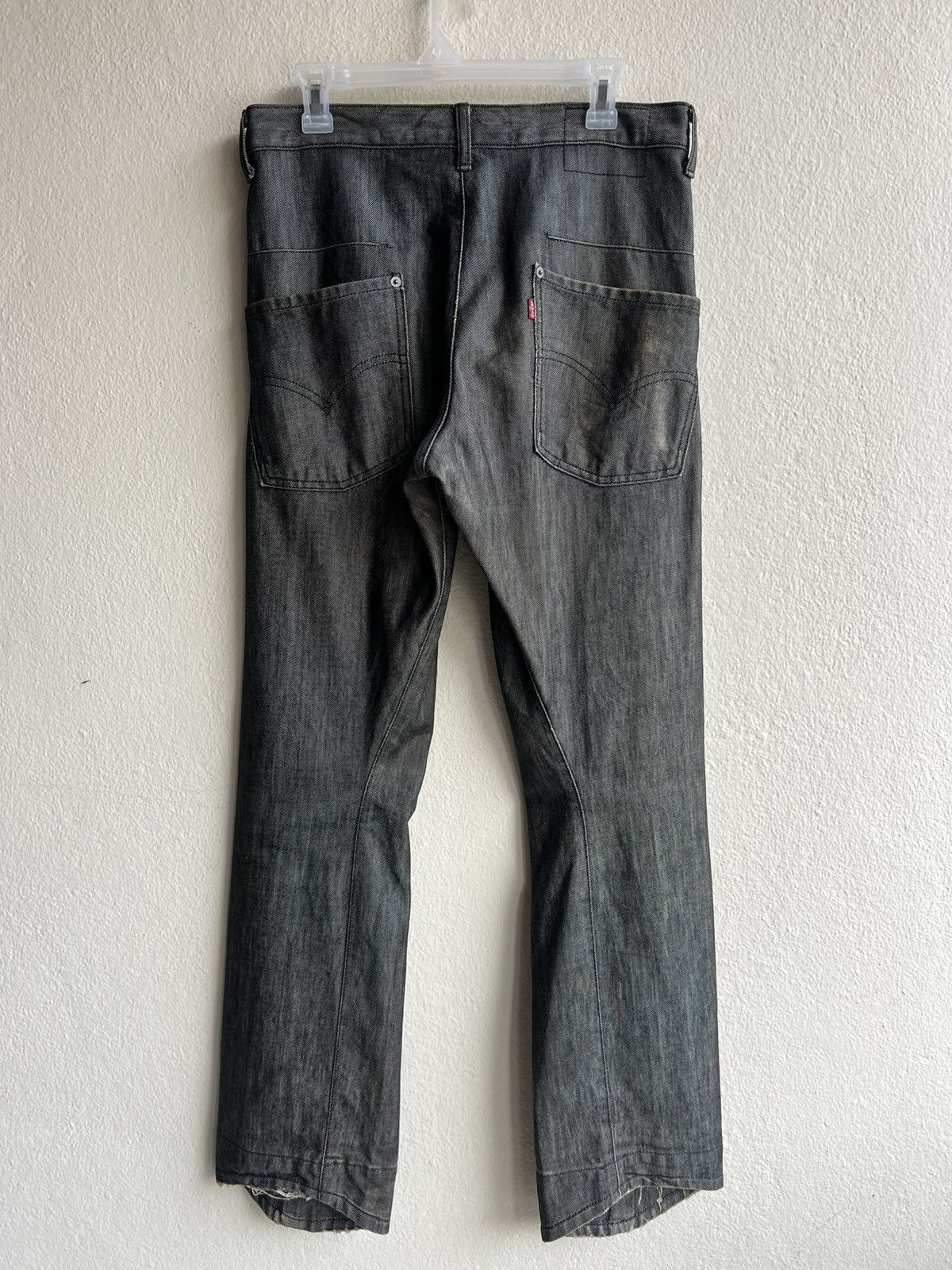 Levi's Dirty Mud Stains Denim Vintage 2000 Levi’s Engineered Jeans Size US 31 - 3 Thumbnail