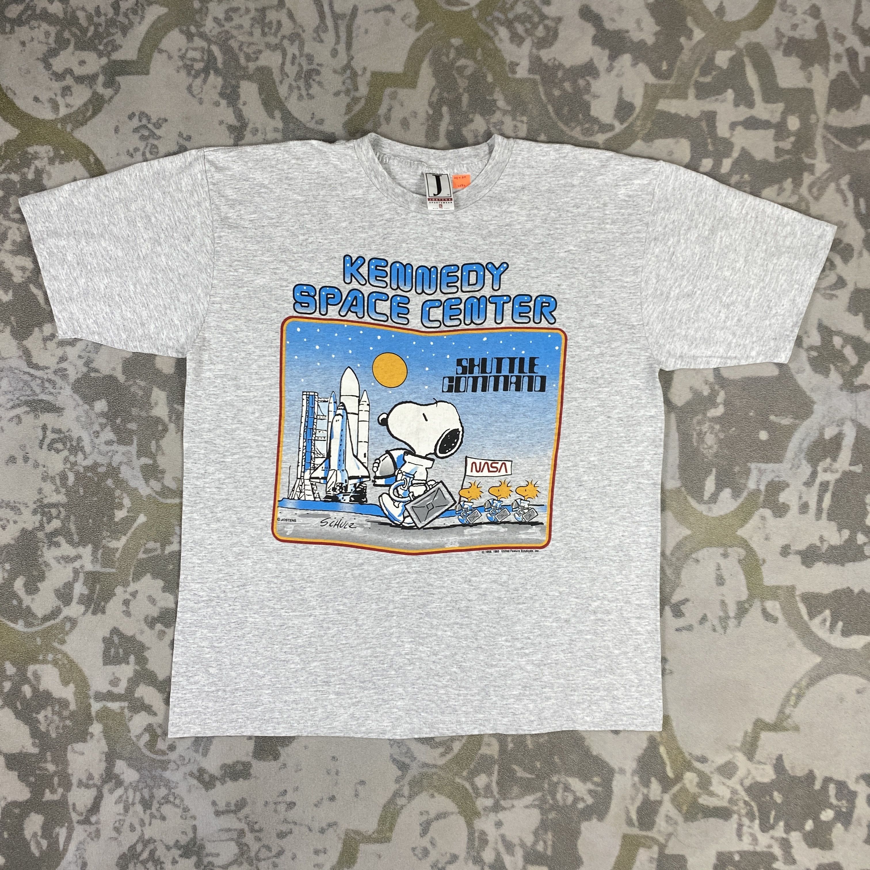 image of Vintage Nasa Snoopy Kennedy Space Center T-Shirt - L052 in Grey, Men's (Size XL)