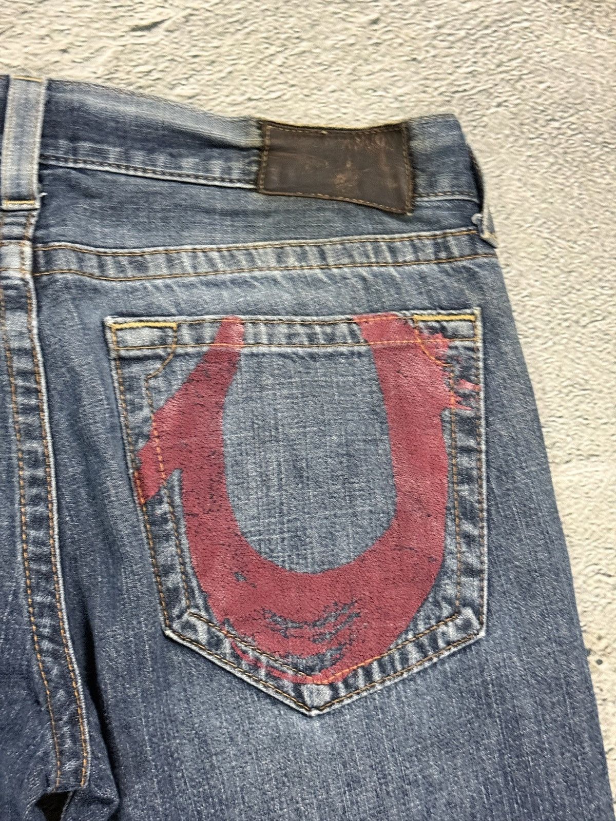 True Religion True Religion vintage blue jeans big logo Red painted Size US 36 / EU 52 - 4 Thumbnail