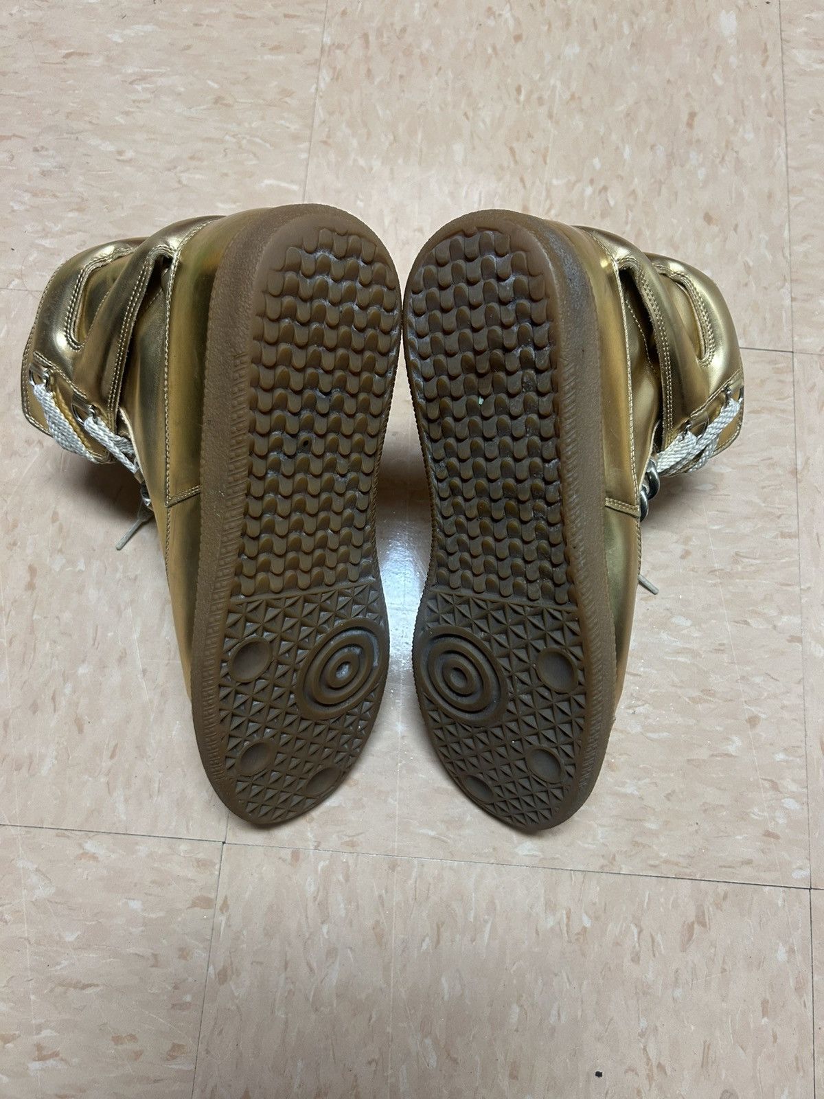 Maison Margiela Maison Margiela Chain Paneled GAT Sneaker Gold Size US 9 / EU 42 - 7 Thumbnail
