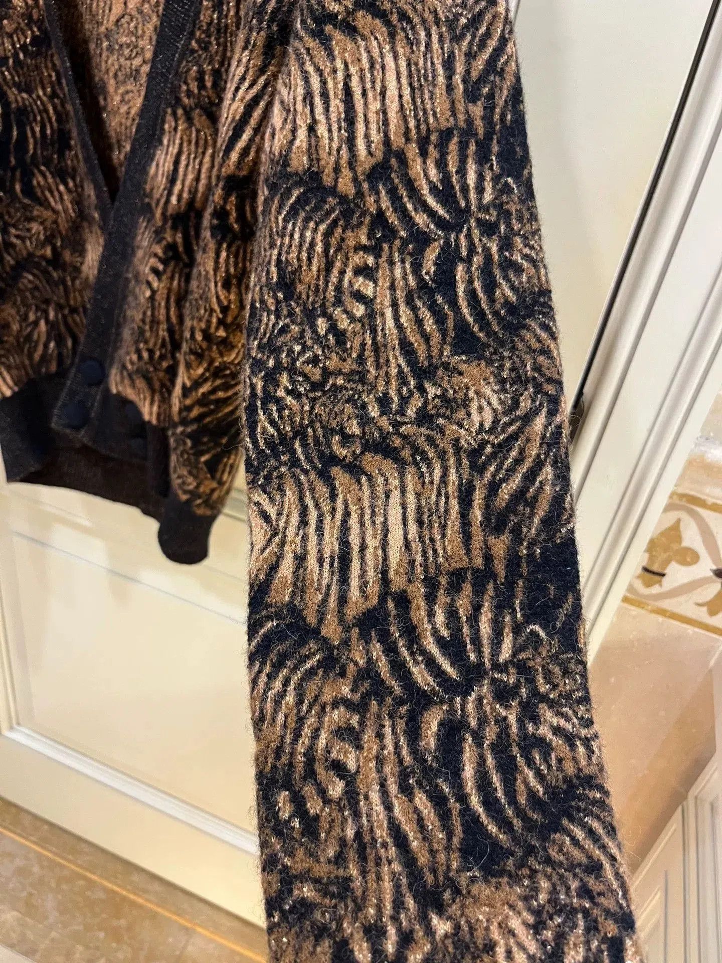 Saint Laurent Paris Saint Laurent Tiger Pattern Hooded Cardigan. Size US M / EU 48-50 / 2 - 8 Thumbnail