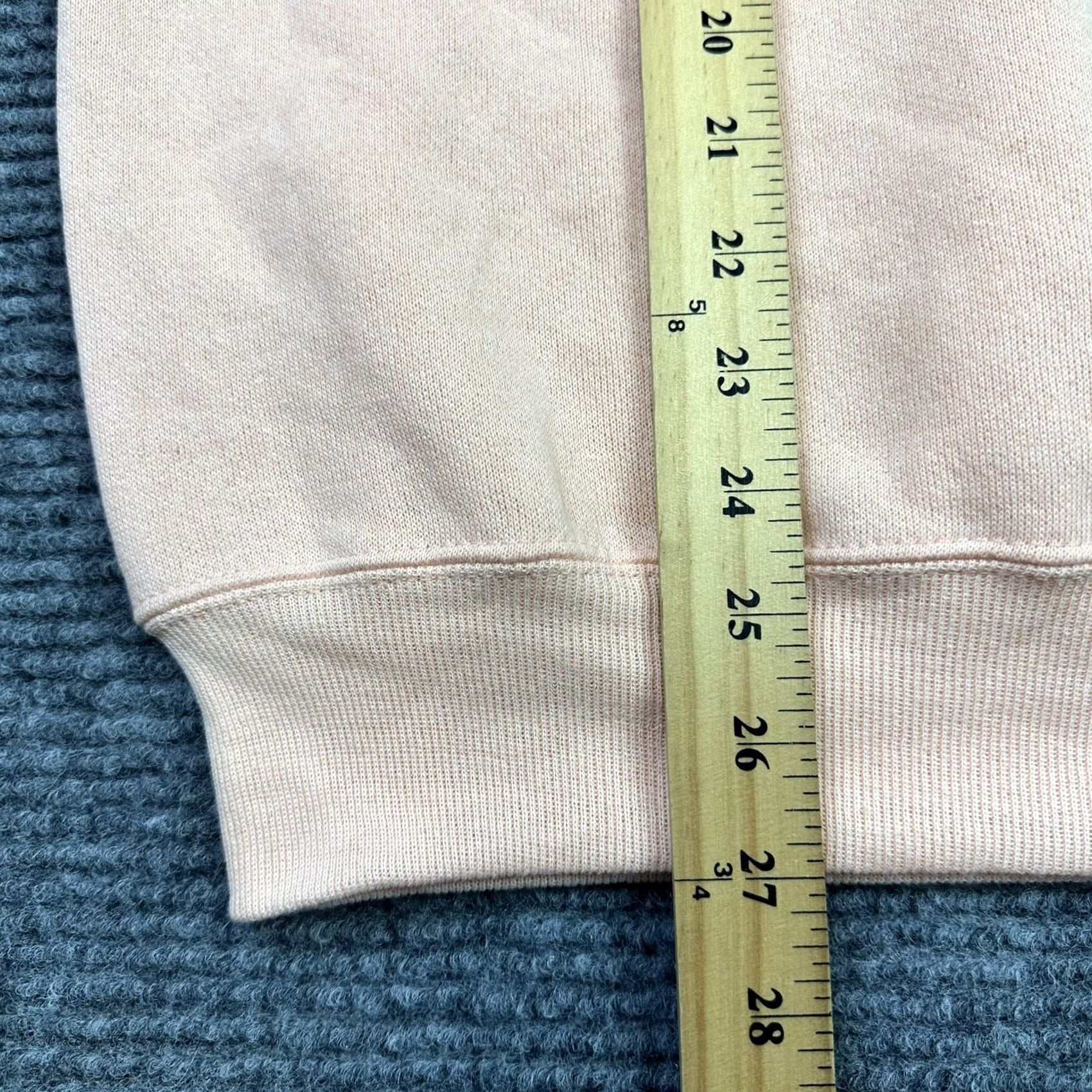 Vintage VINTAGE Bassett Walker Raglan Crewneck Sweatshirt Adult M 50/50 Cotton Polyester Pastel Orange 90s Mens Womens Unisex Sweatshirt Size US M / EU 48-50 / 2 - 5 Thumbnail