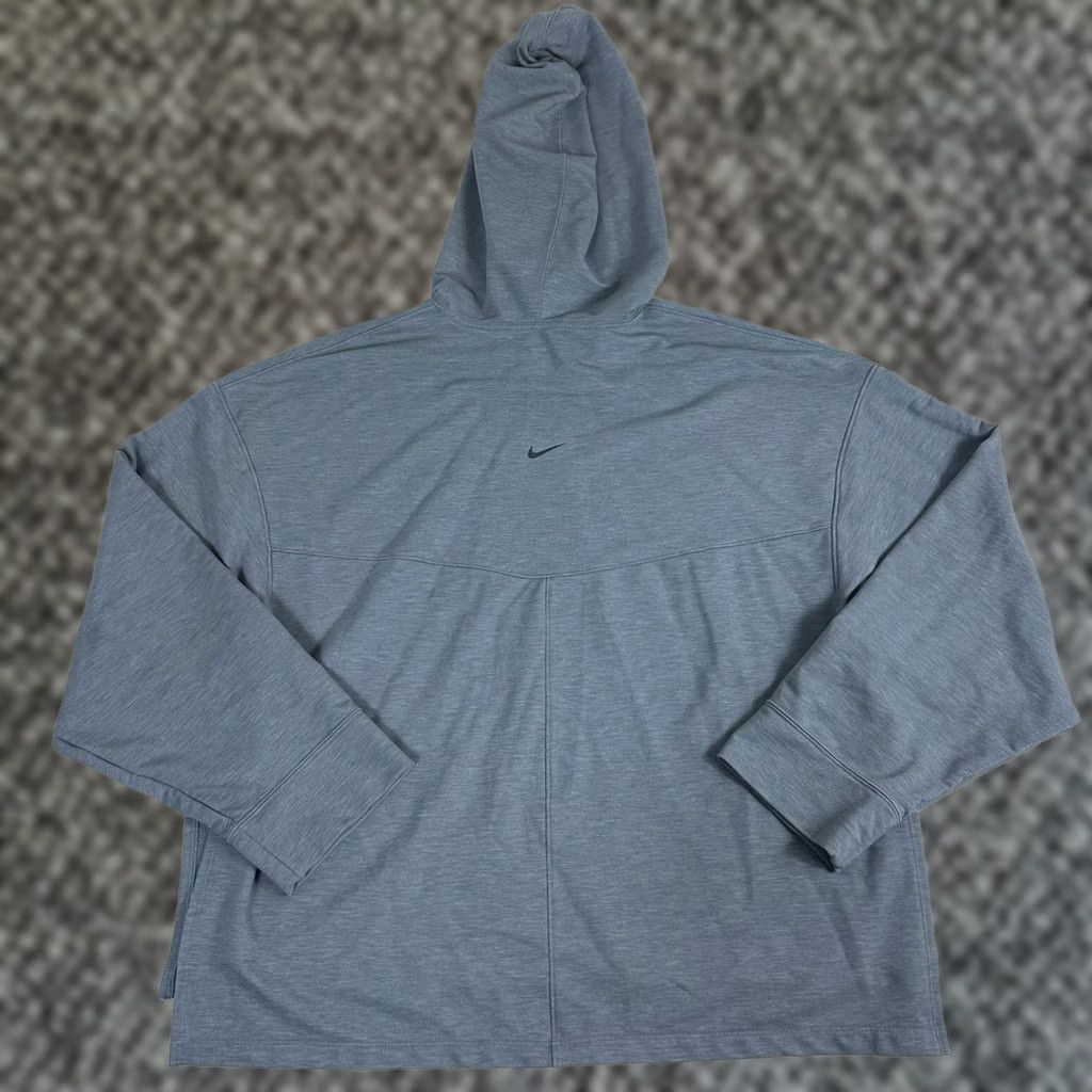 Nike Nike Hoodie Womens Size Large Gray Dri-Fit Hooded Pockets Casual Gym Active Size L / US 10 / IT 46 - 1 Thumbnail