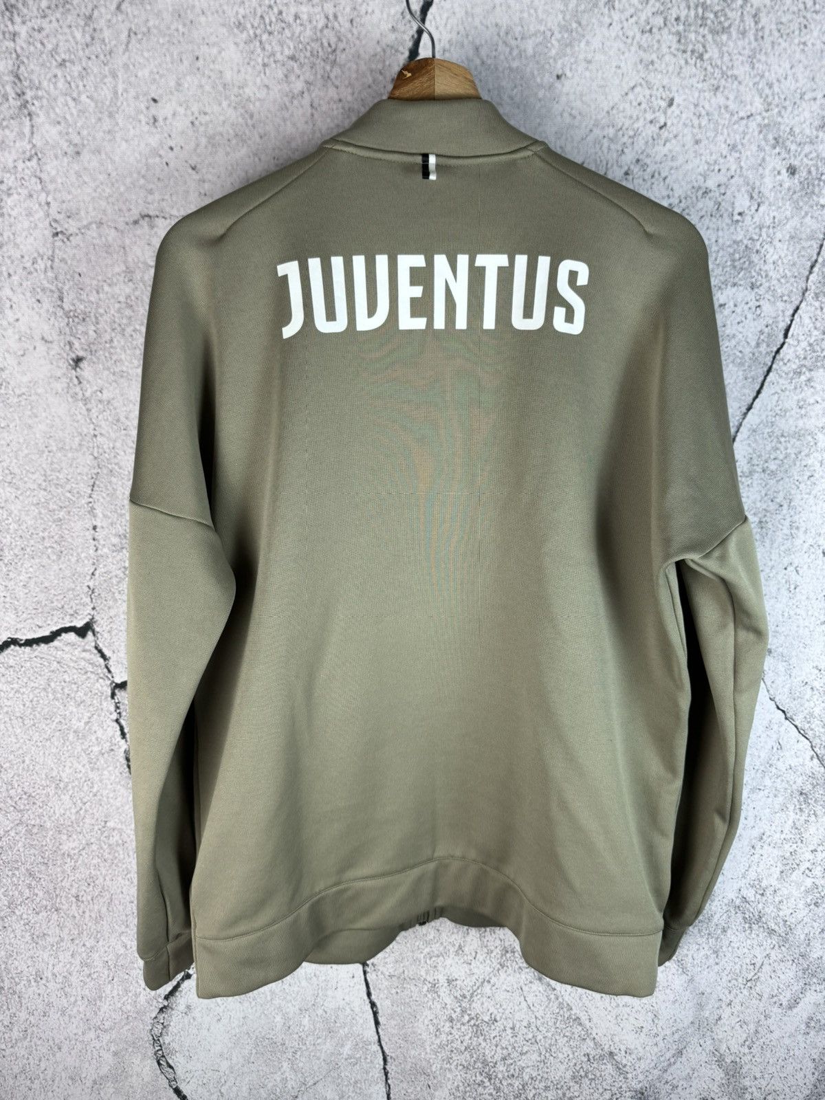Adidas Adidas Juventus Y2K Vintage Zip sweatshirt Size M Size US M / EU 48-50 / 2 - 2 Thumbnail