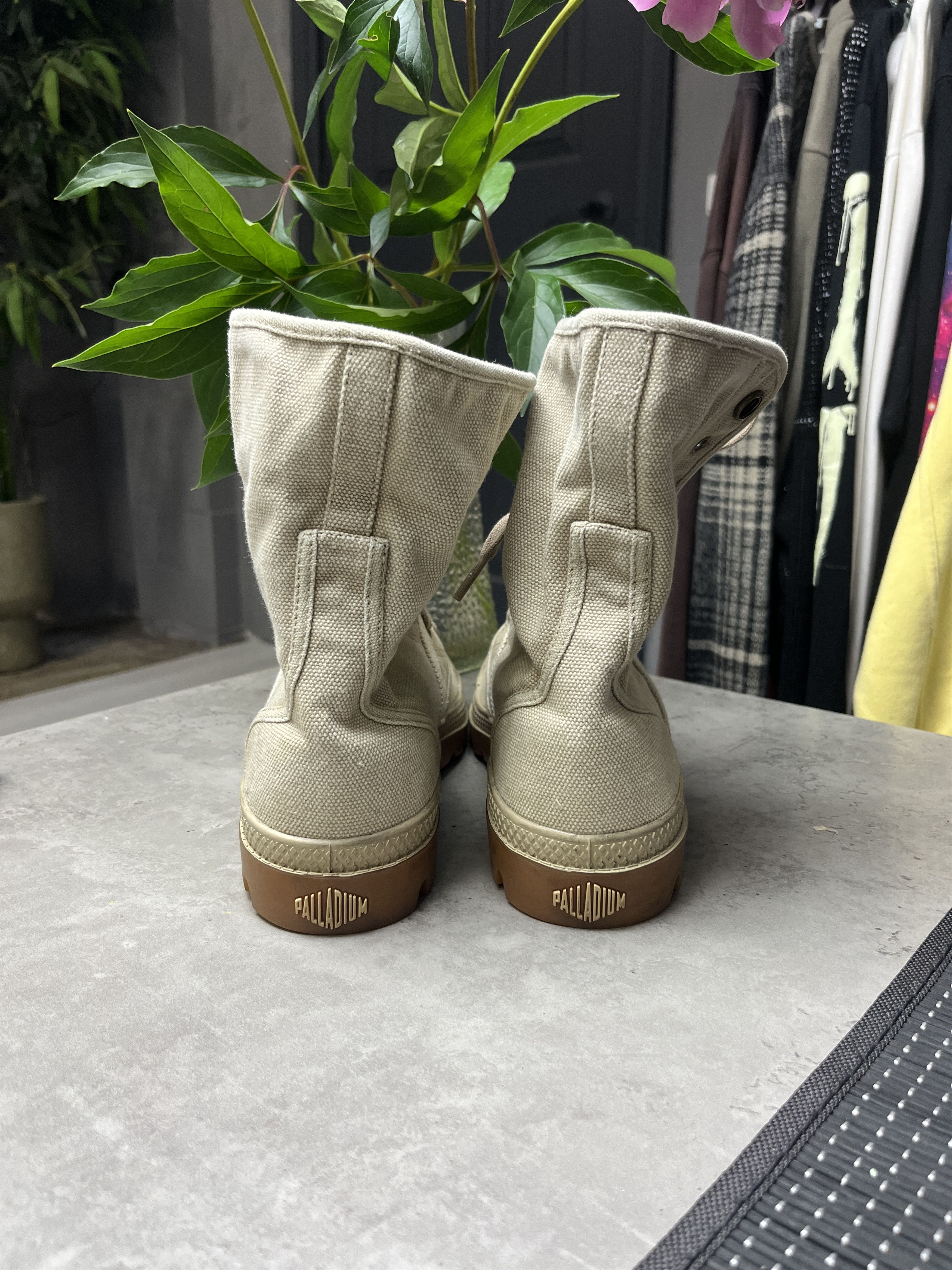 Other PALLADIUM PAMPA HI CANVAS BEIGE BOOTS - 5104 Size US 8 / EU 41 - 5 Thumbnail