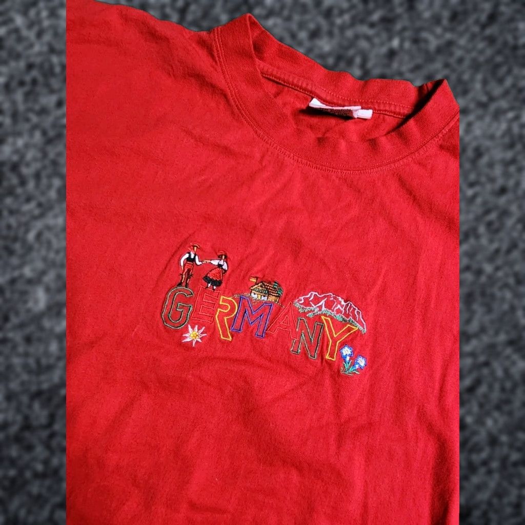 Vintage VINTAGE Tago Germany Embroidered Travel T Shirt Mens XL Red Short Sleeve Crew Neck 1990s Germany Theme Logo/Embroidered Size US XL / EU 56 / 4 - 1 Thumbnail