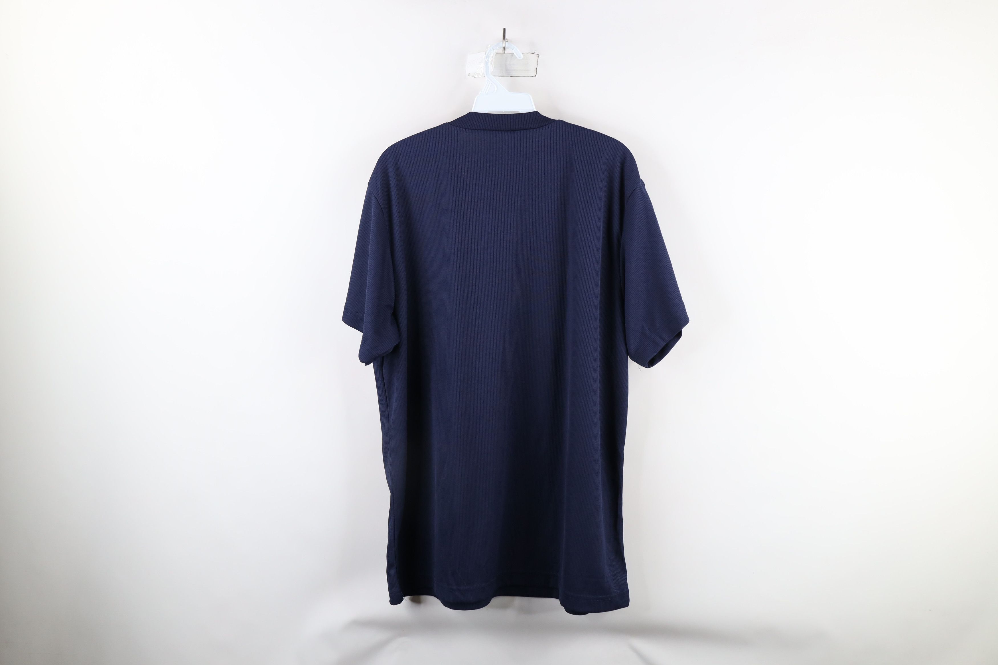 Vintage Vintage 90s Streetwear Knit Short Sleeve V-Neck T-Shirt Size US XL / EU 56 / 4 - 5 Thumbnail