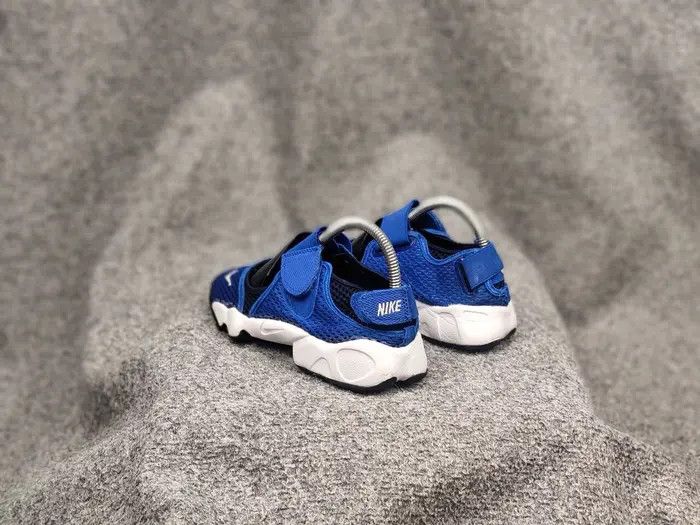 Nike Vintage Nike Air Rift Ninja Swoosh Sneakers Sandals Shoes Size US 7.5 / IT 37.5 - 6 Thumbnail