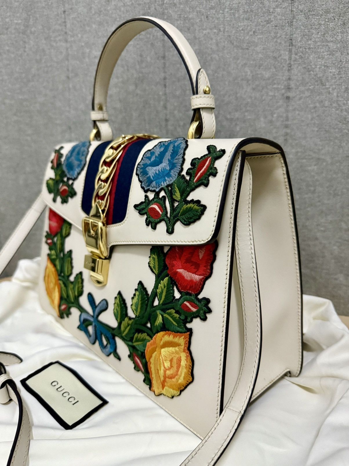 Gucci Gucci Sylvie Floral Embroidered Medium Top-Handle Bag Size ONE SIZE - 6 Thumbnail