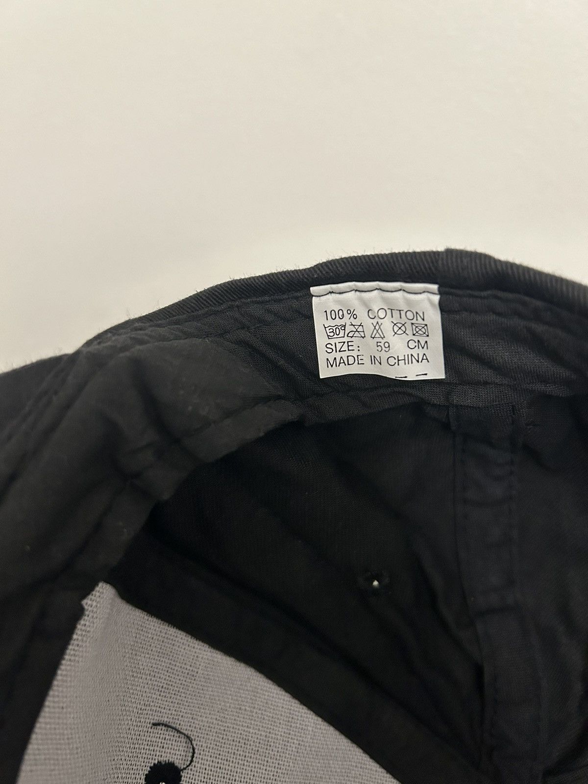 Hanes × Vintage Hat + Tshirt Vintage Original The Fifth Element 1997 Size US L / EU 52-54 / 3 - 13 Thumbnail