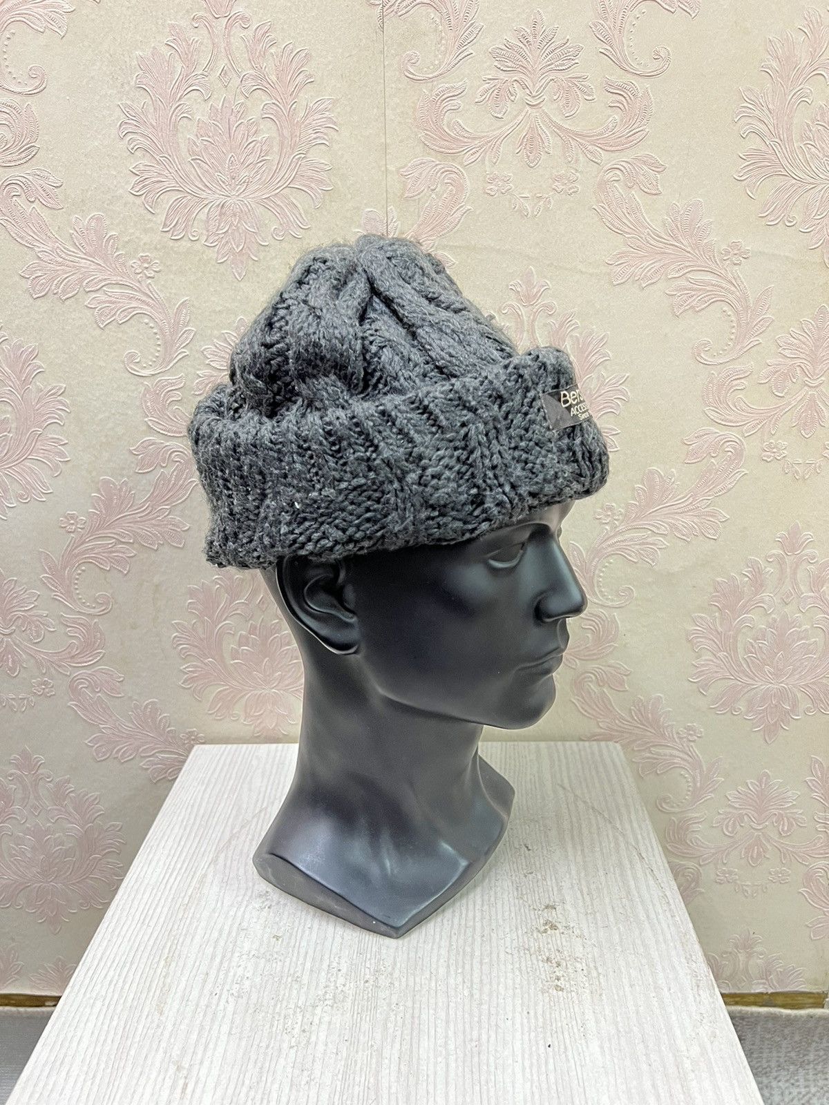 Bershka Bershka Crochet Beanie Hats Size ONE SIZE - 4 Thumbnail