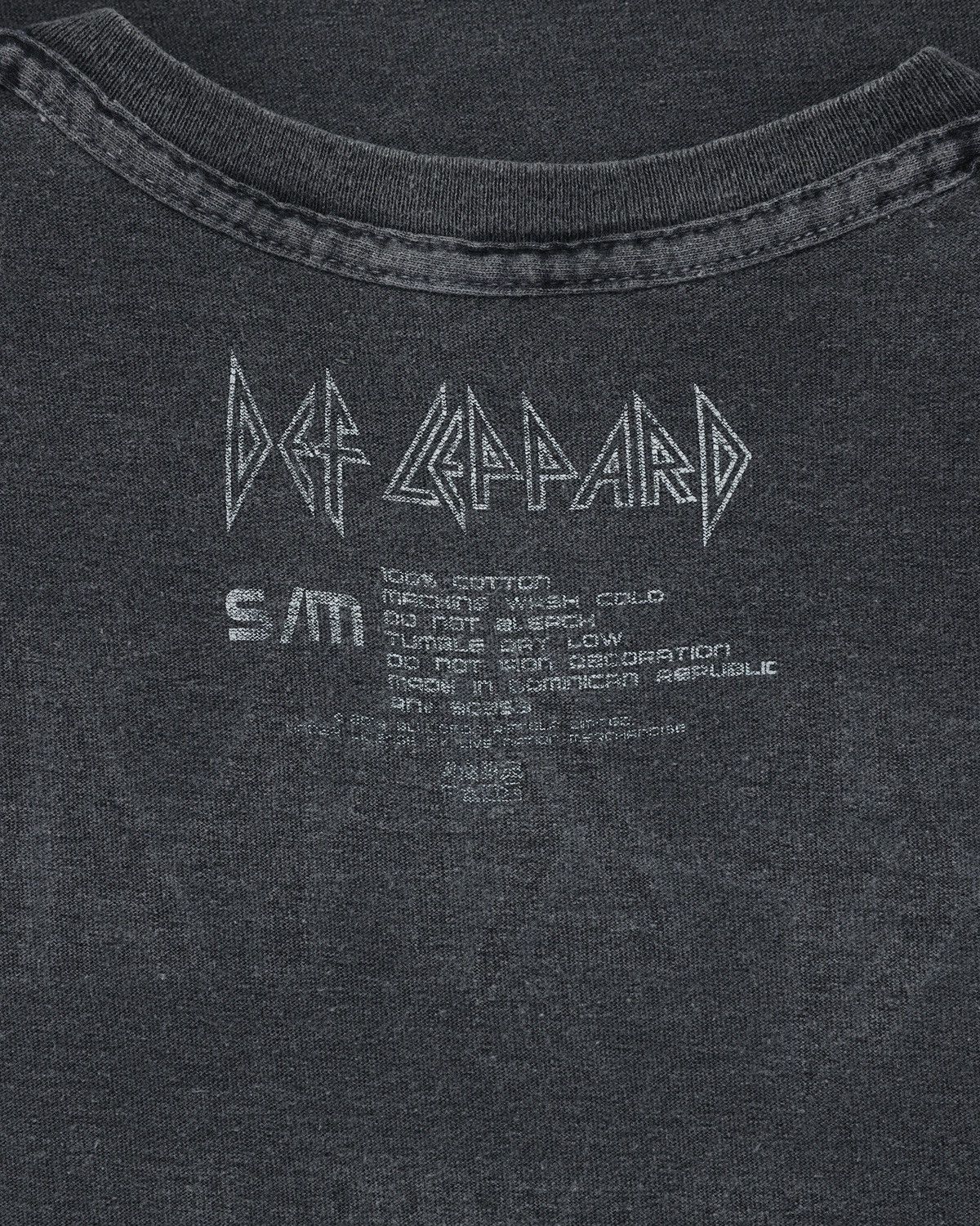 Vintage Def Leppard Hysteria Thrashed Tee Size US S / EU 44-46 / 1 - 5 Thumbnail