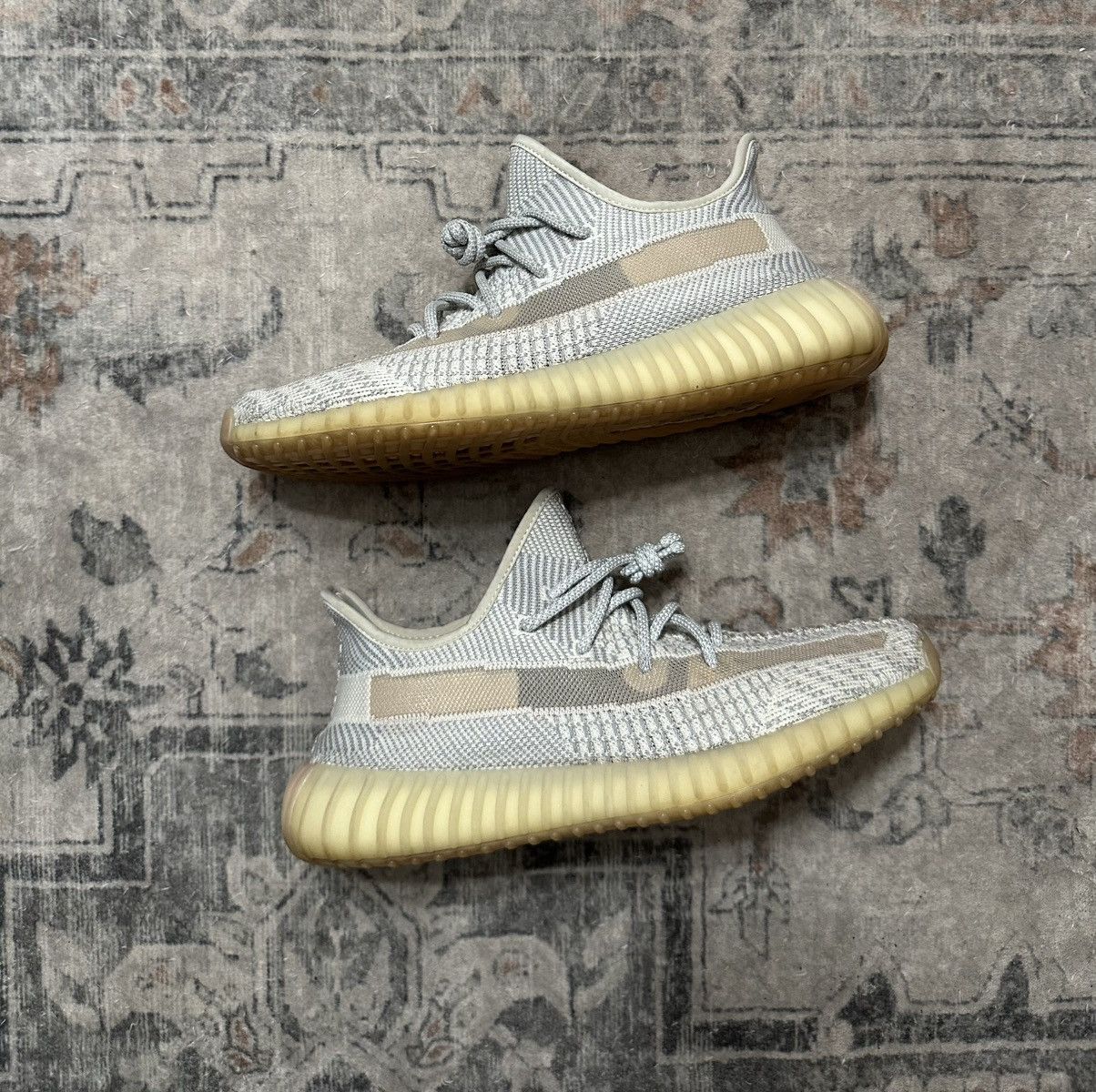Yeezy Yeezy 350 Lundmark Size US 10.5 / EU 43-44 - 1 Thumbnail