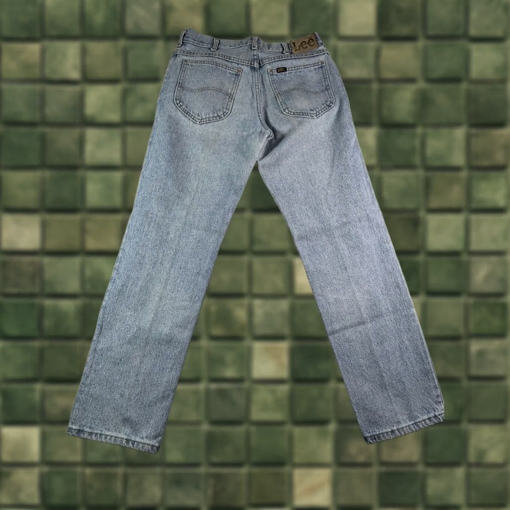 Lee VINTAGE Lee Jeans Men’s Straight Leg Size 32x30 Light Blue Wash USA 5-Pocket Denim Jeans Regular Fit Size US 32 / EU 48 - 1 Thumbnail