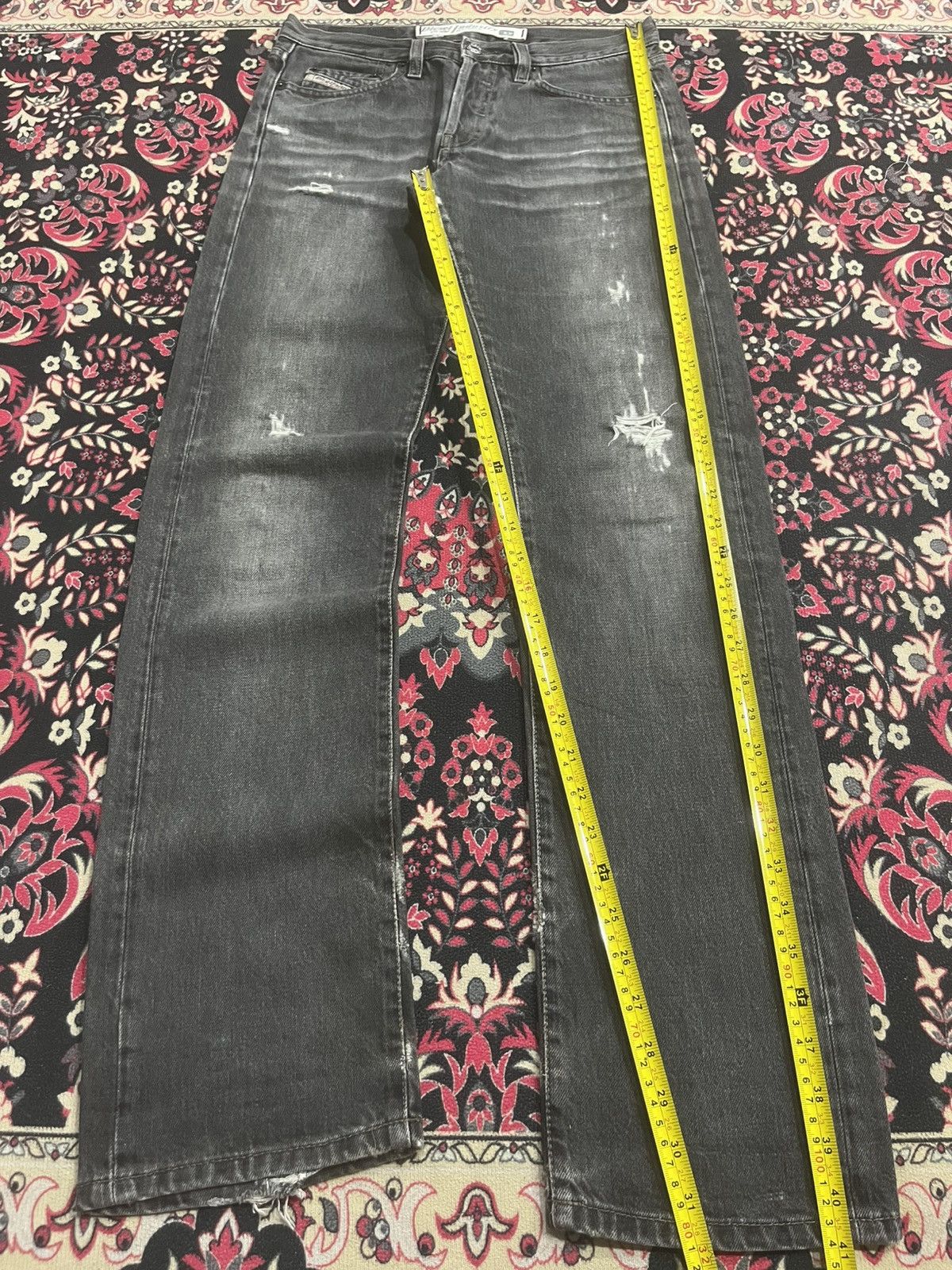 Diesel Vintage Diesel Industry Buttonfly Distressed Whisker Jeans Size 26" / US 2 / IT 38 - 14 Thumbnail