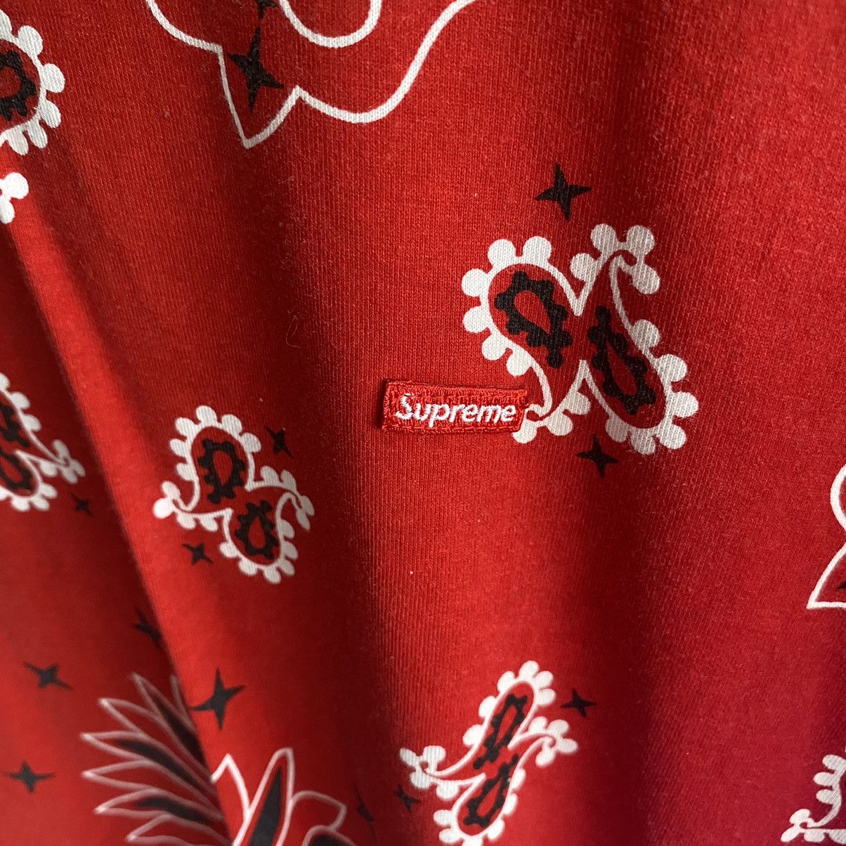 Supreme Supreme Red Bandanna S/S Top Tee Size US L / EU 52-54 / 3 - 3 Thumbnail