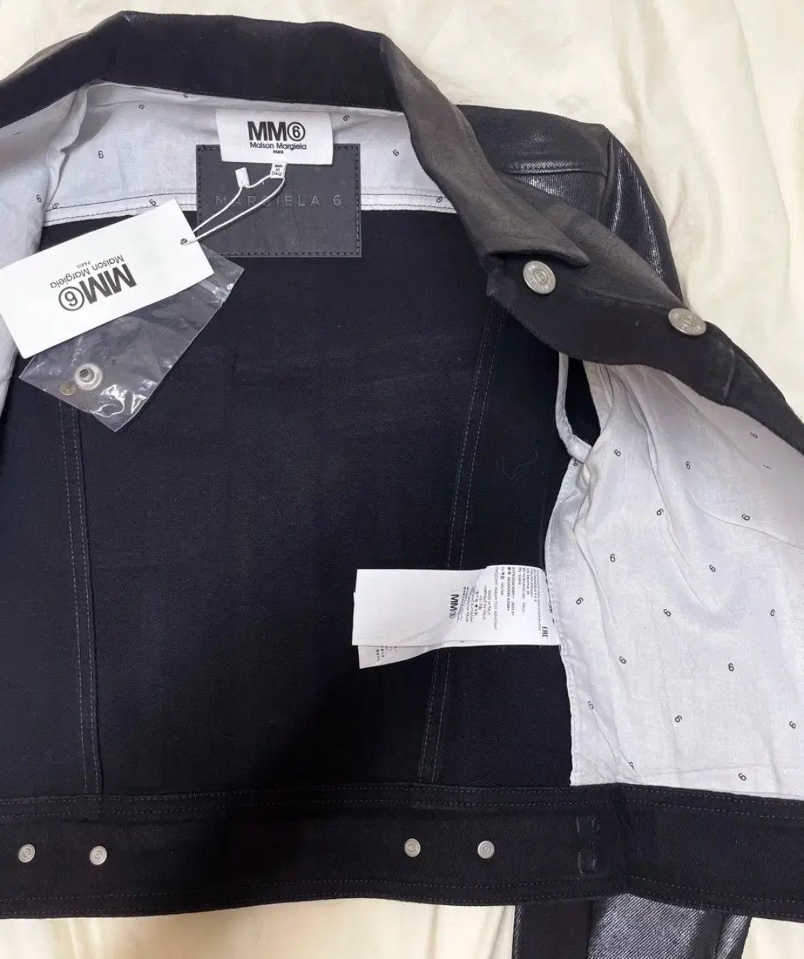Maison Margiela Maison Margiela Black Waxed Denim Jacket Size XS / US 0-2 / IT 36-38 - 5 Thumbnail