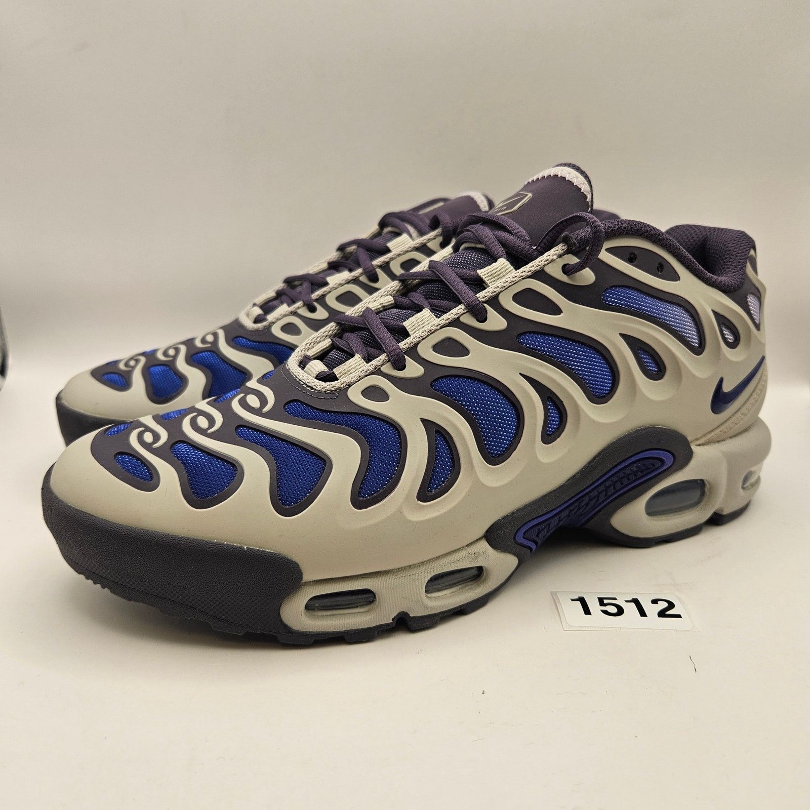 Nike NIKE MENS 8 AIR MAX PLUS DRIFT SHOES IRON ORE CONCORD Size US 8 / EU 41 - 1 Thumbnail