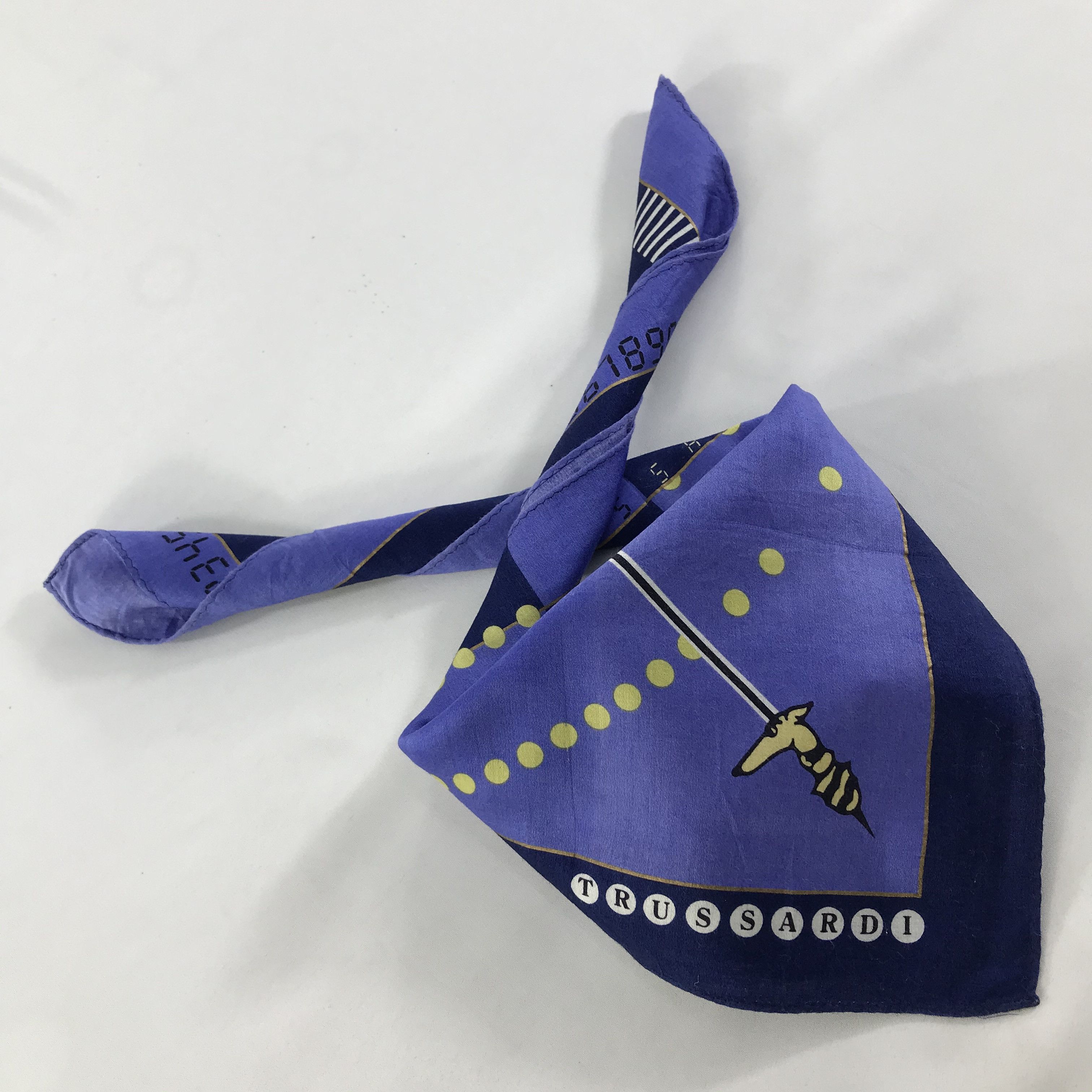 Trussardi × Vintage Trussardi Bandana / Handkerchief / Neckerchief - S1437 Size ONE SIZE - 4 Thumbnail
