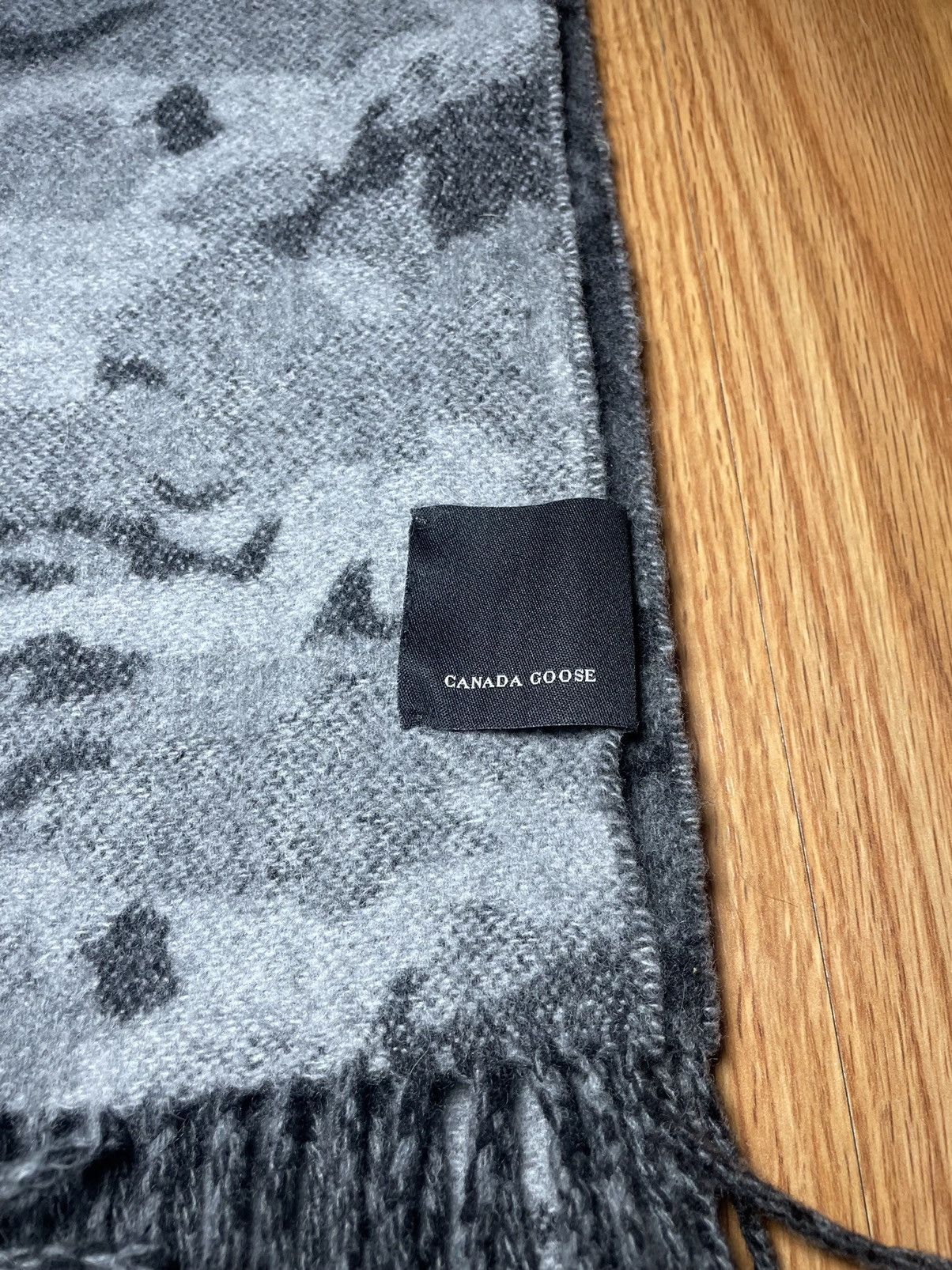 Canada Goose Canada Goose Wool Blend Scarf Camo Print Size ONE SIZE - 8 Thumbnail