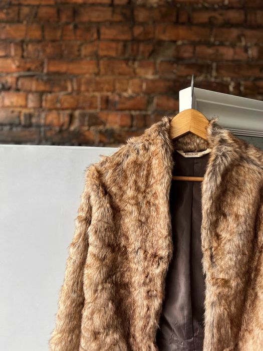 Hollister faux best sale fur coat