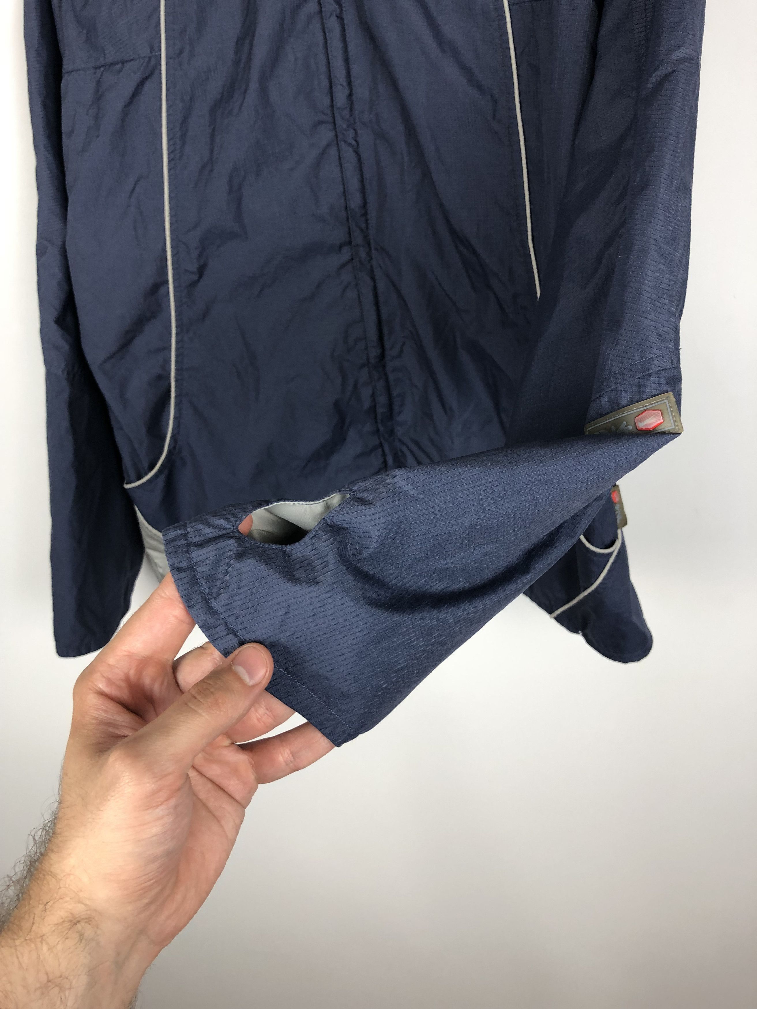 Nike Nike Vintage Y2K Jacket Zip Swoosh Logo Nylon size S Size US S / EU 44-46 / 1 - 8 Thumbnail