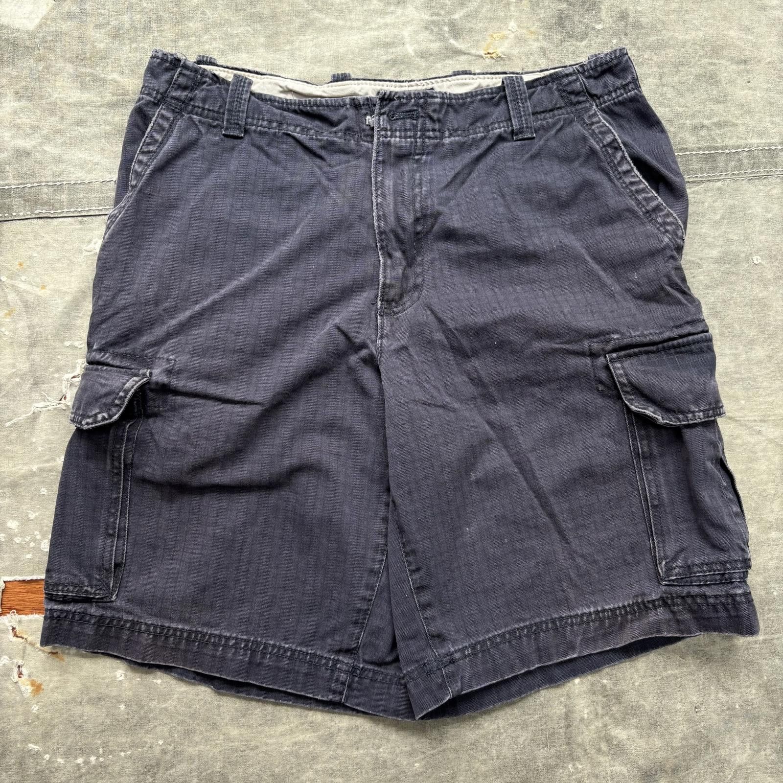 Izod × Vintage Vintage Y2K Baggy Navy Blue Izod Grunge Skater Cargo Shorts Size US 32 / EU 48 - 1 Thumbnail