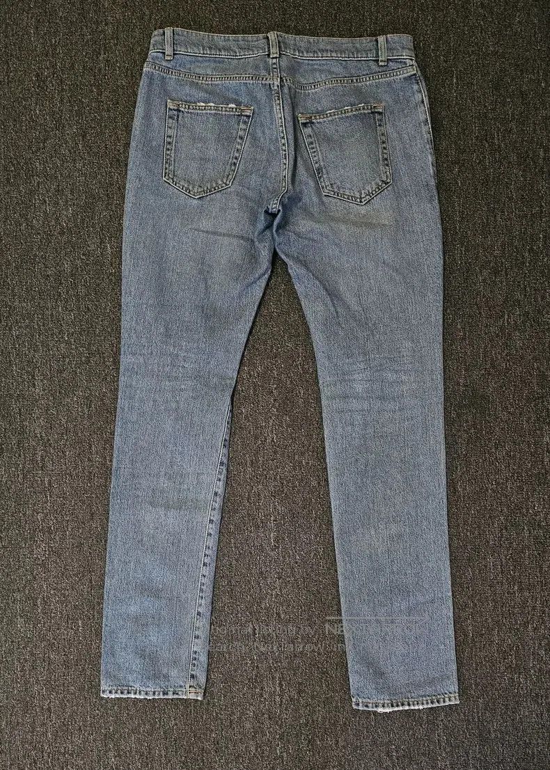 Saint Laurent Paris Saint Laurent D02 Distressed Denim Jeans. Size US 31 - 4 Thumbnail