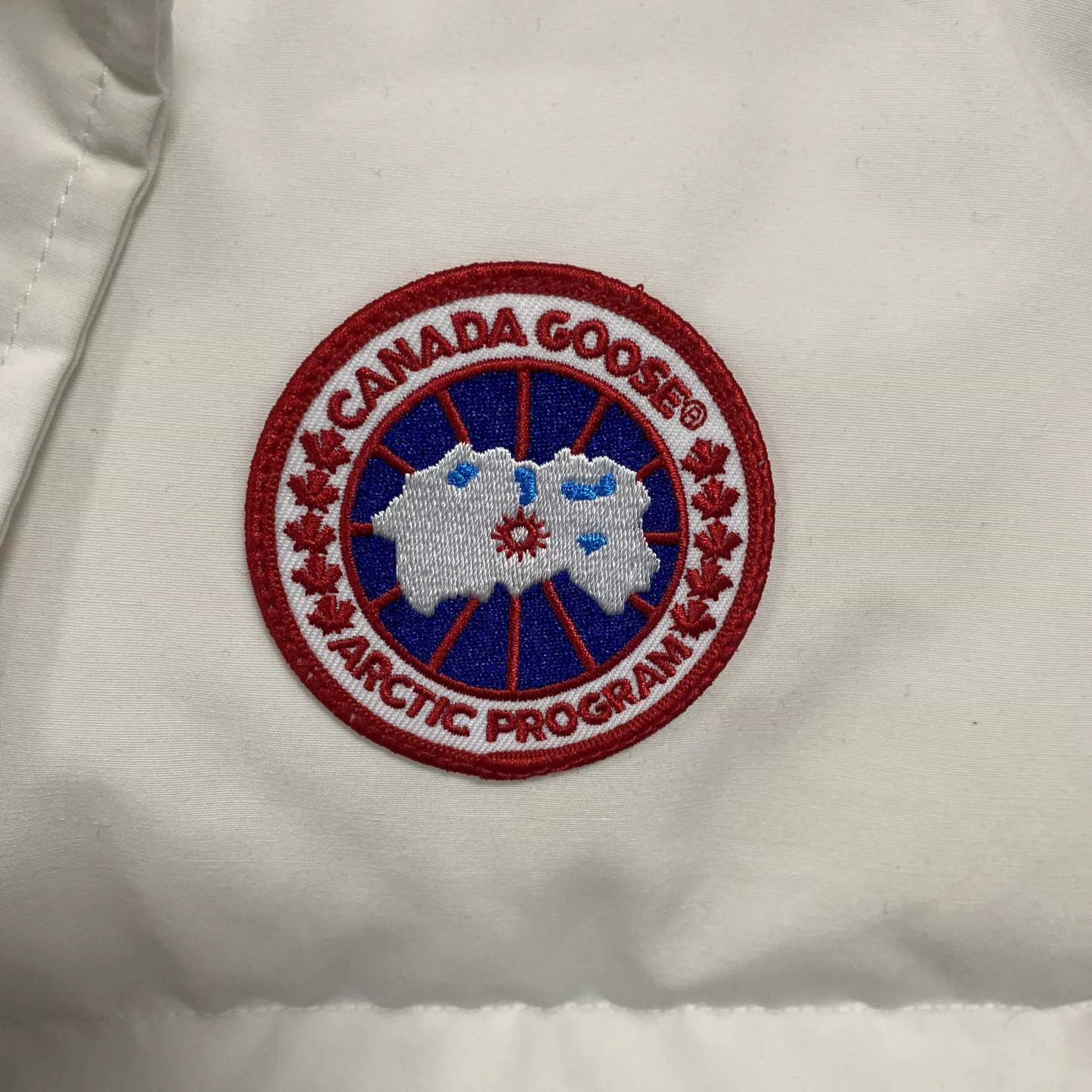 Canada Goose CanadaGoose Polar Bear Charity Embroidered Vest XL 99 New Size US XL / EU 56 / 4 - 5 Thumbnail