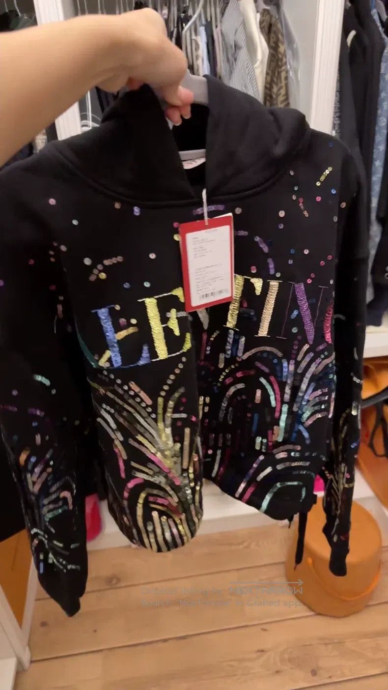 Valentino Valentino Sweatshirt Size S / US 4 / IT 40 - 1 Thumbnail