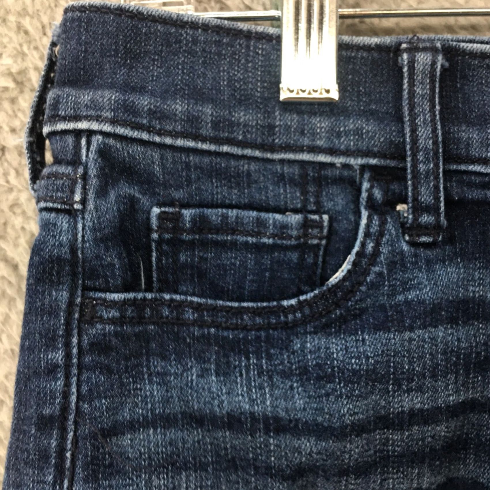 Abercrombie & Fitch Abercrombie & Fitch Hot Boyfriend Rolled Cuff Hem Denim Short Womens 24 Blue Shirt Jeans Boyfriend Slim Casual Modern 5-Pocket Womens Blue 24 Size 42" / US 20 - 2 Thumbnail