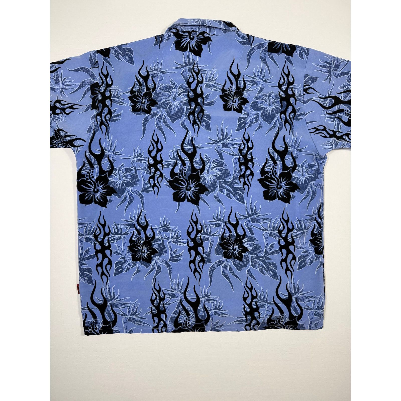 Pineapple Connection Vintage Pineapple Connection Y2K Blue Tribal Flame Button Up Size US L / EU 52-54 / 3 - 2 Thumbnail