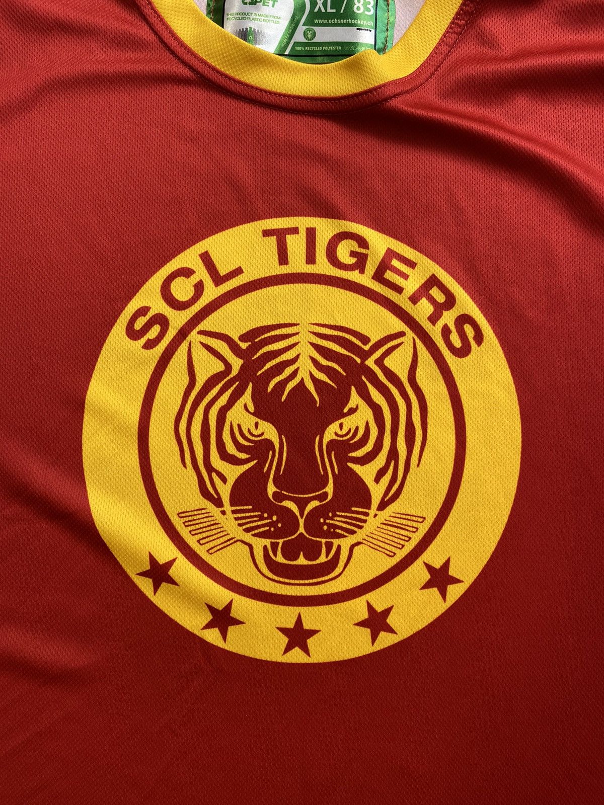 NHL SCL TIGERS JERSEY PLAYER 83 Size US XL / EU 56 / 4 - 5 Thumbnail